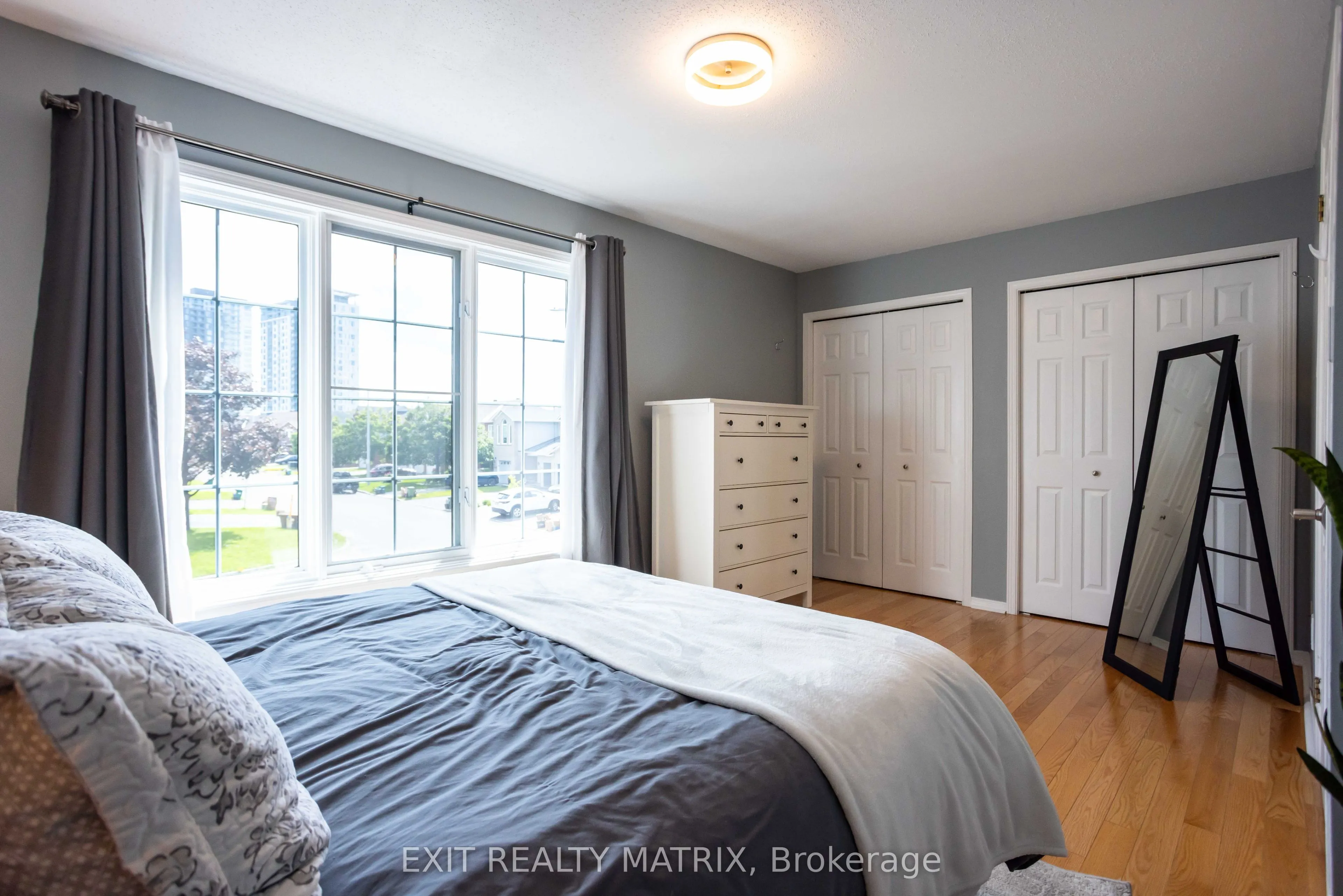 4620 Ogilvie Walk Crescent
