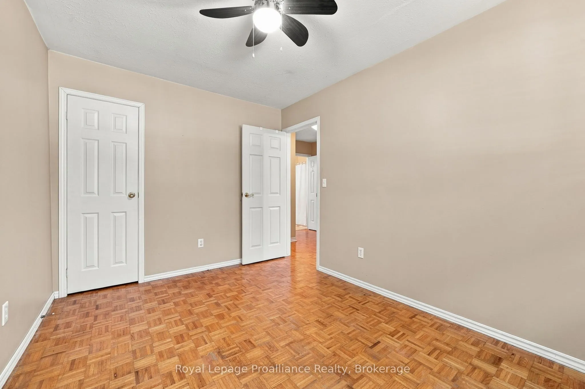 36 Parkview Heights