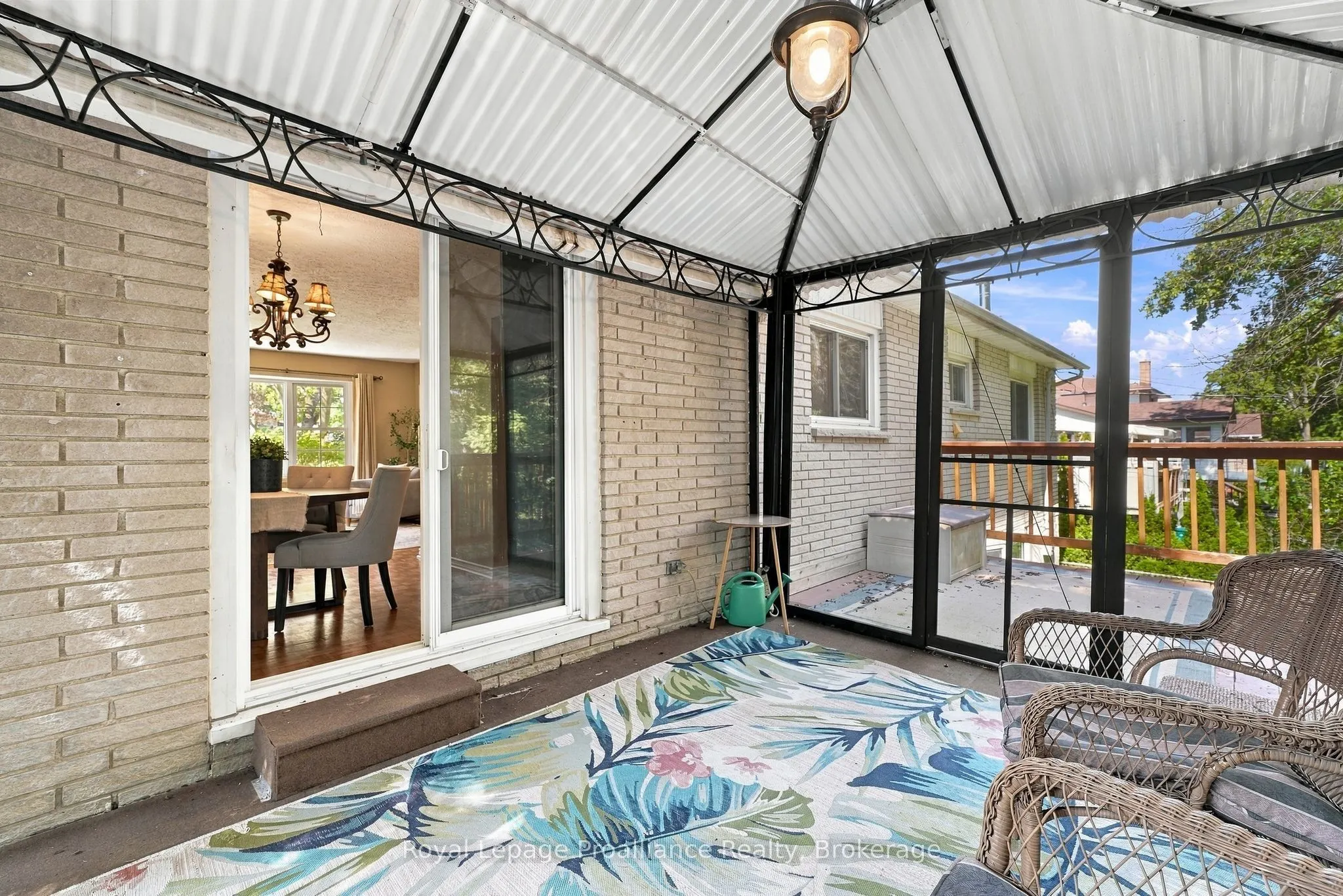 36 Parkview Heights