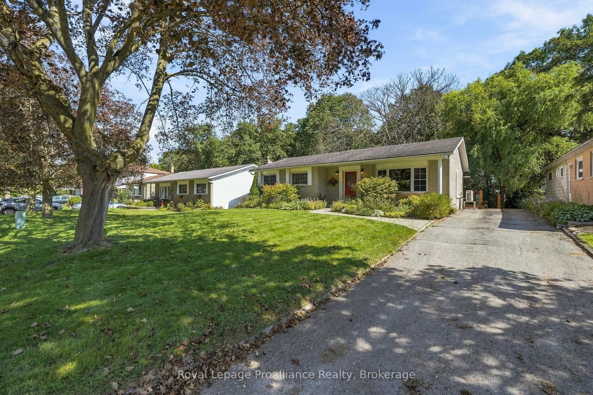 36 Parkview Heights