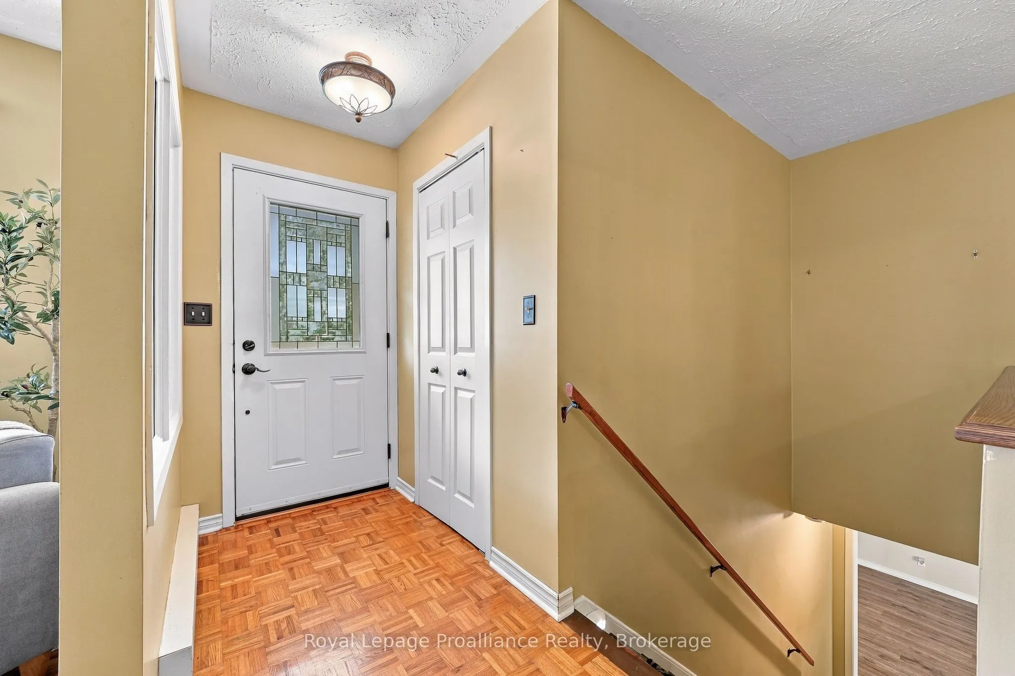 36 Parkview Heights