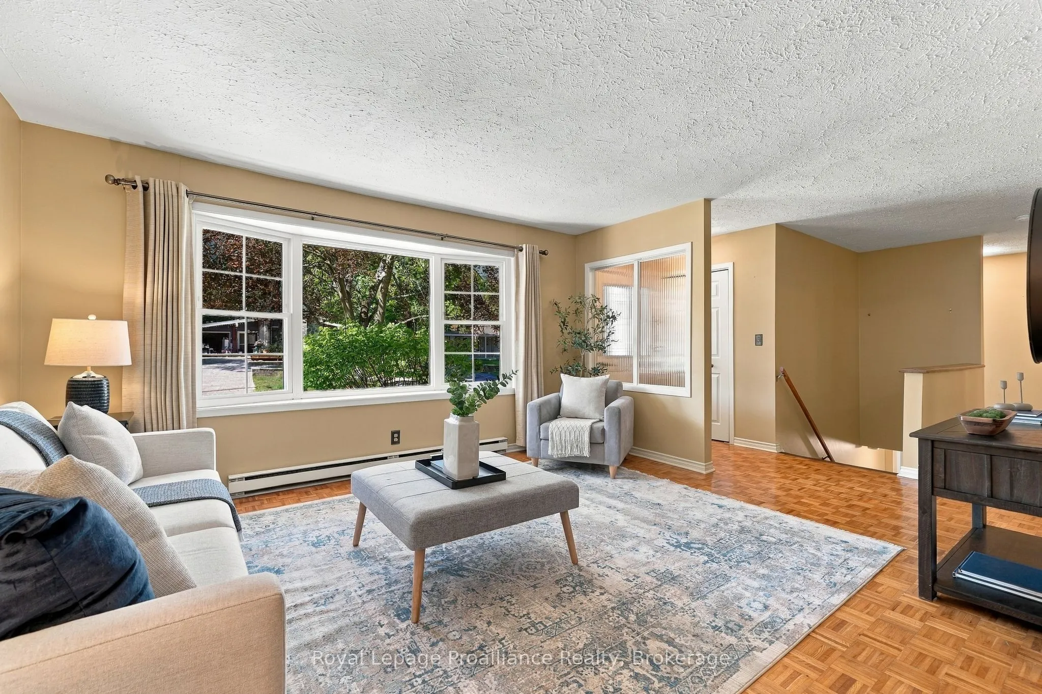 36 Parkview Heights