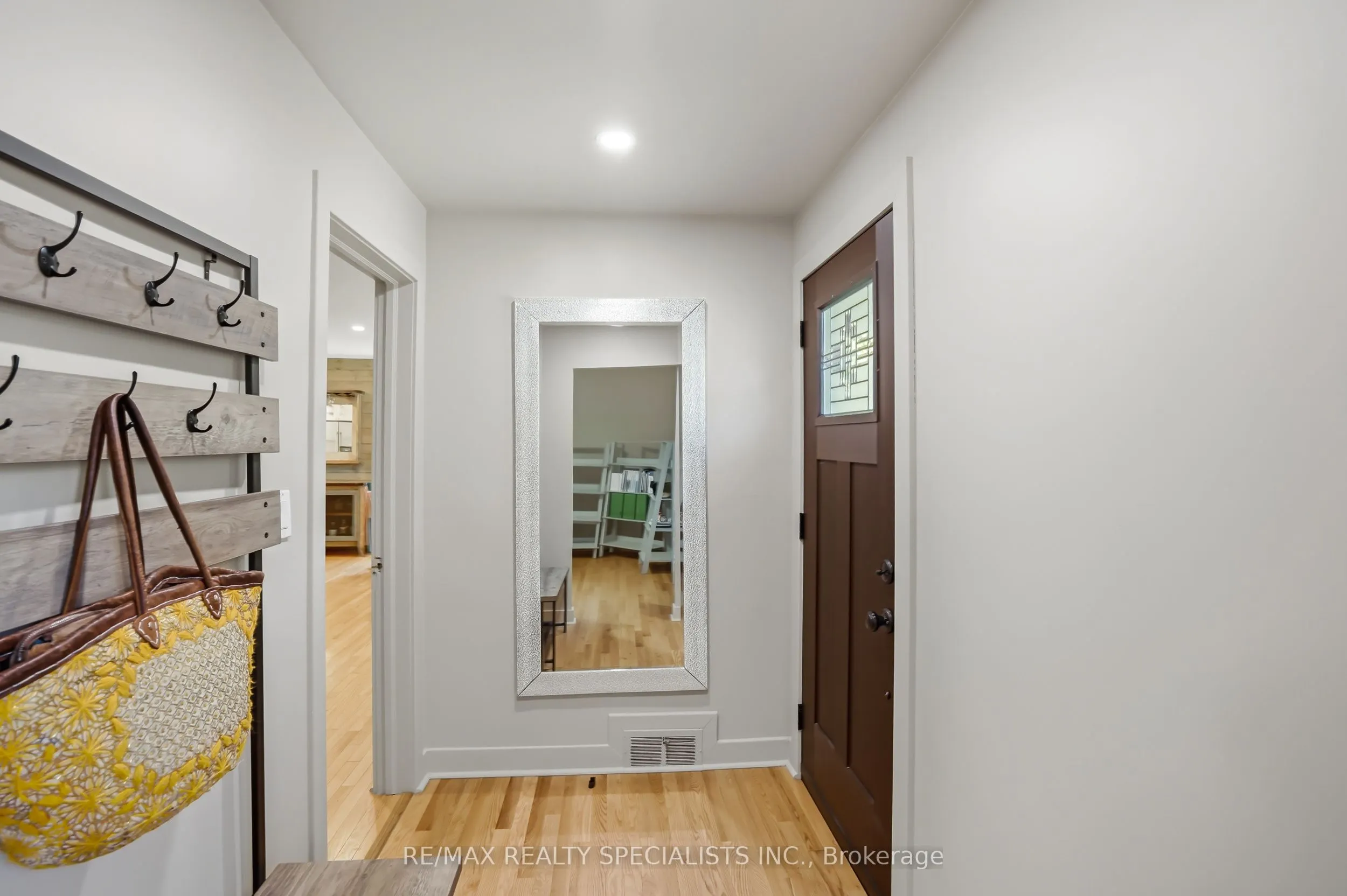 11 Kingsway Boulevard