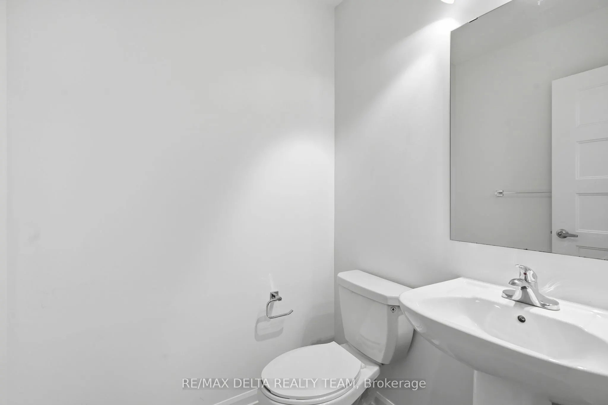 561 Halo Private