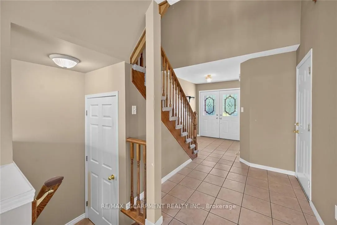 302 SOUTHBROOK Drive