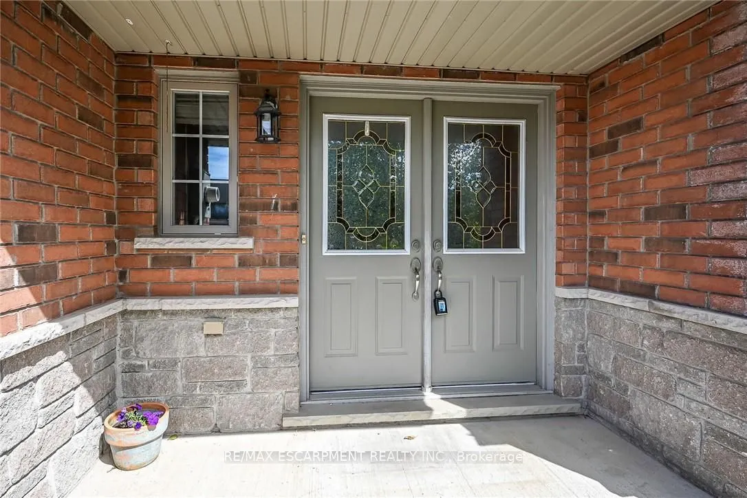 302 SOUTHBROOK Drive