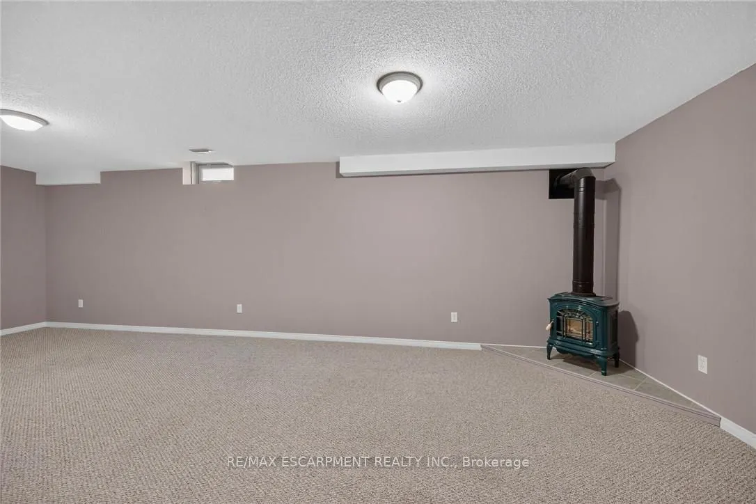 302 SOUTHBROOK Drive
