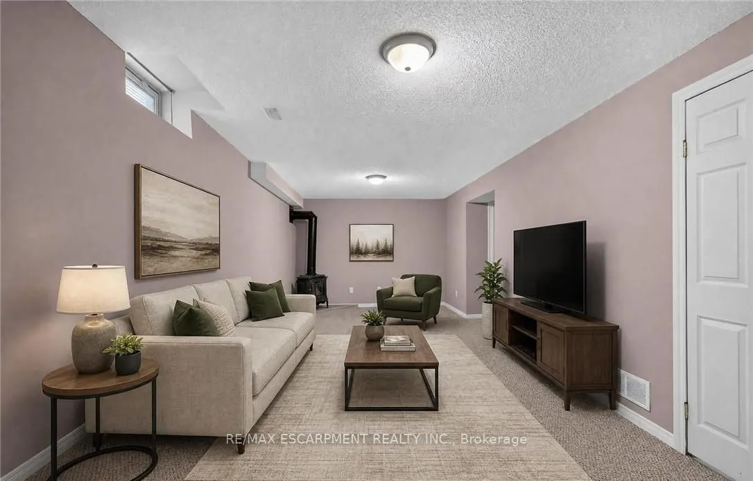 302 SOUTHBROOK Drive