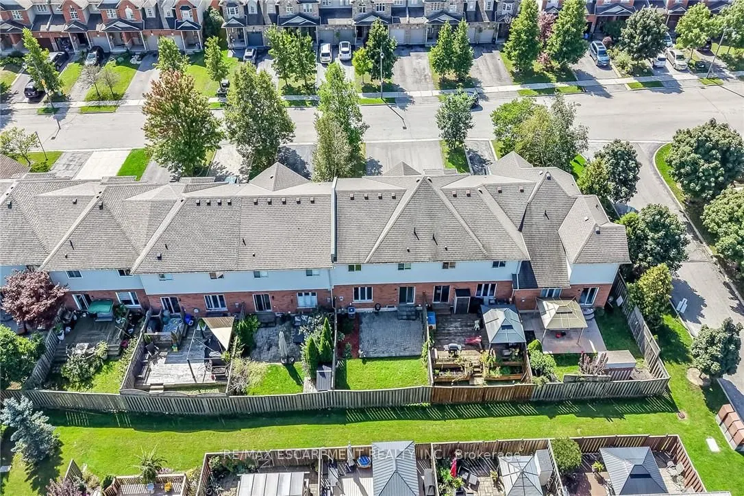 302 SOUTHBROOK Drive