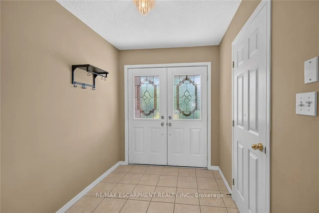302 SOUTHBROOK Drive