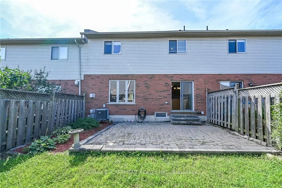 302 SOUTHBROOK Drive