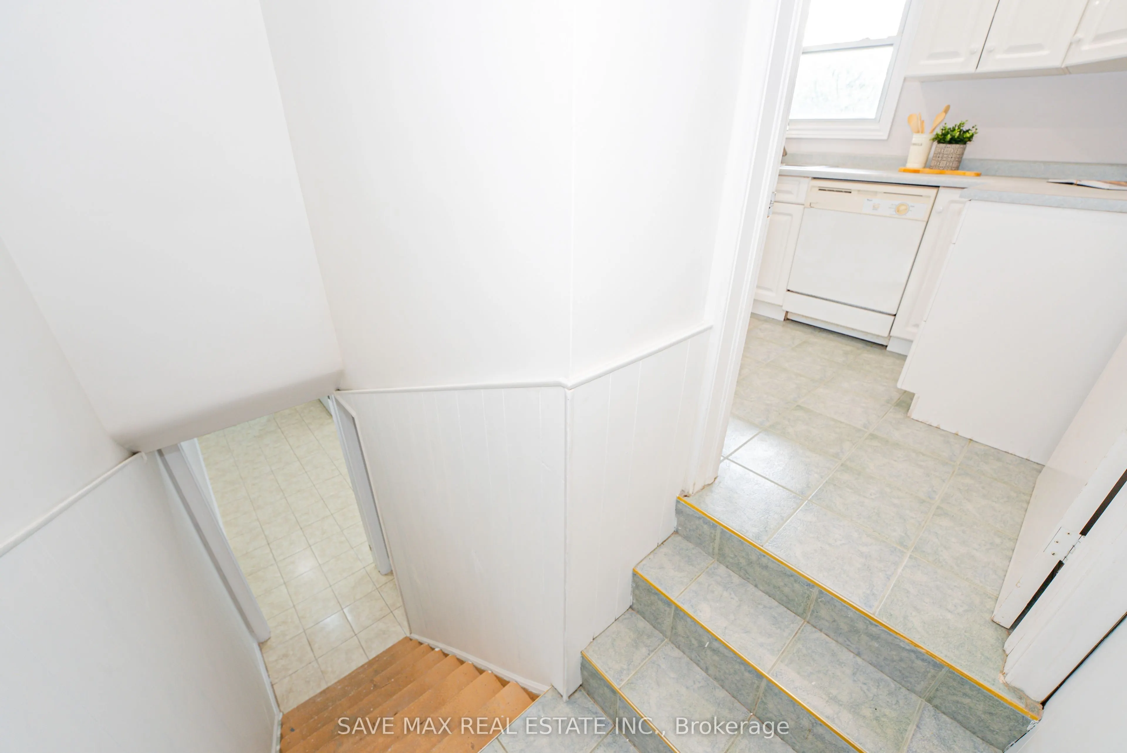 4443 Dorchester Road