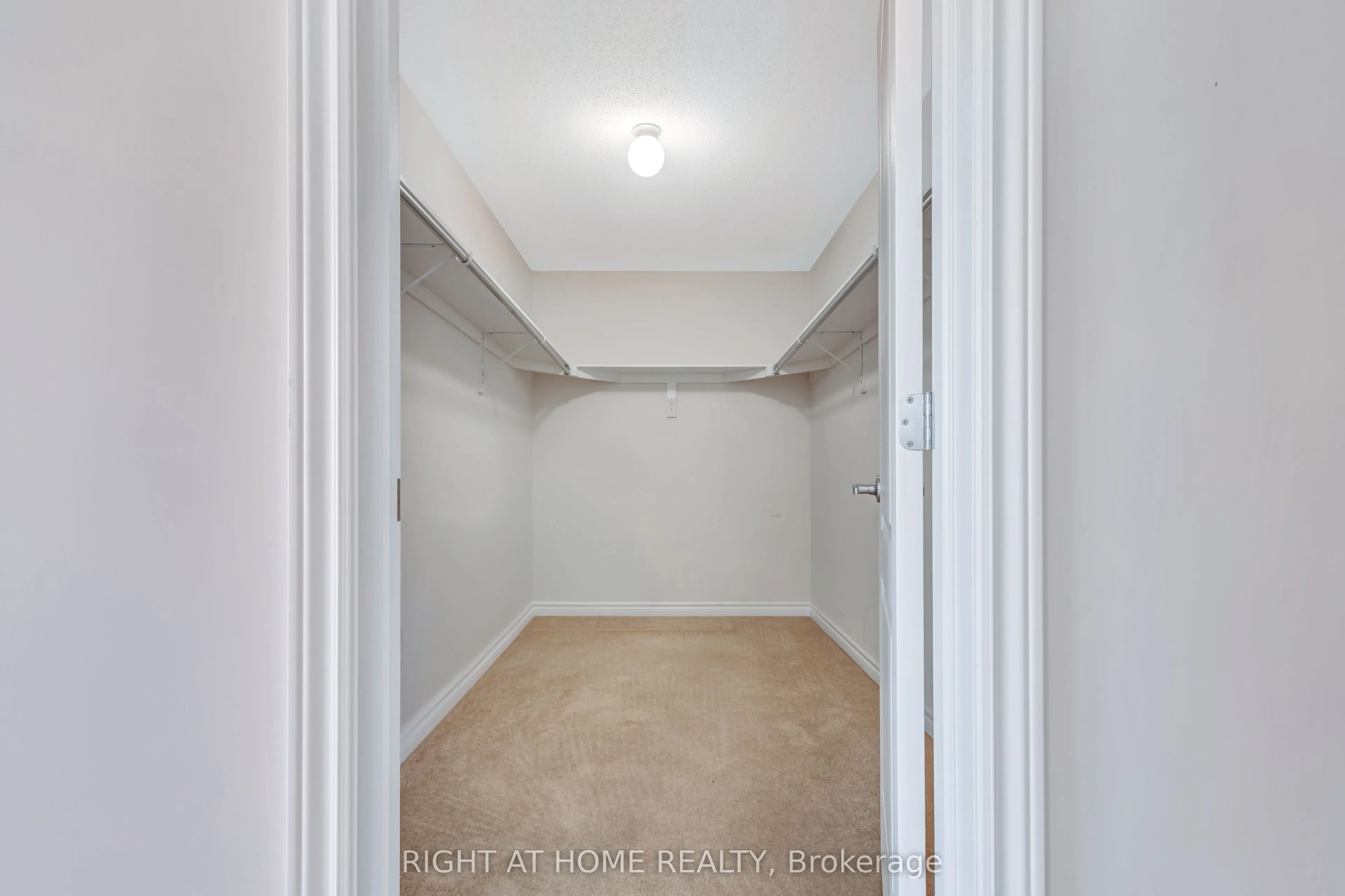 209 Rivertree Street