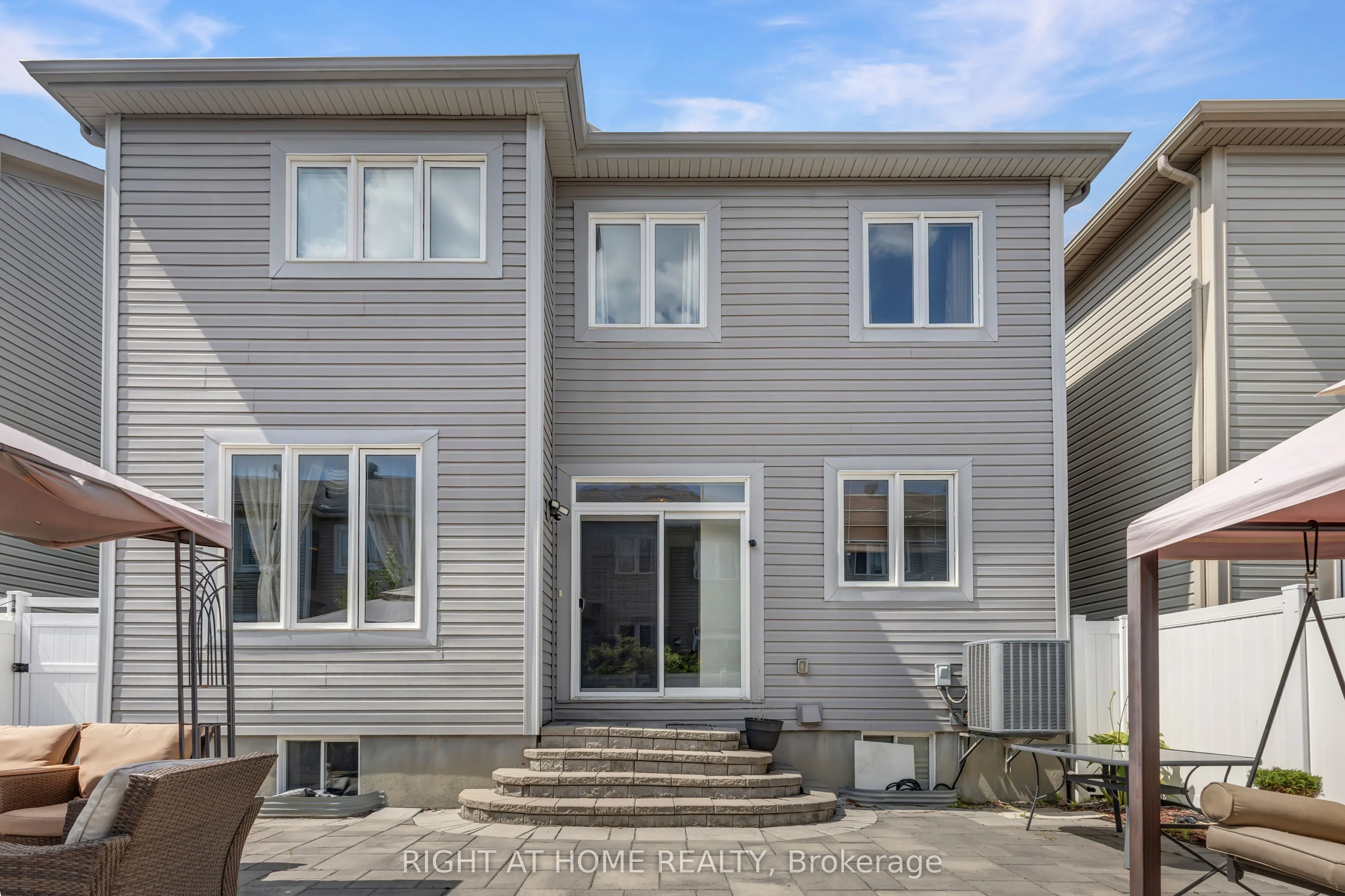 209 Rivertree Street