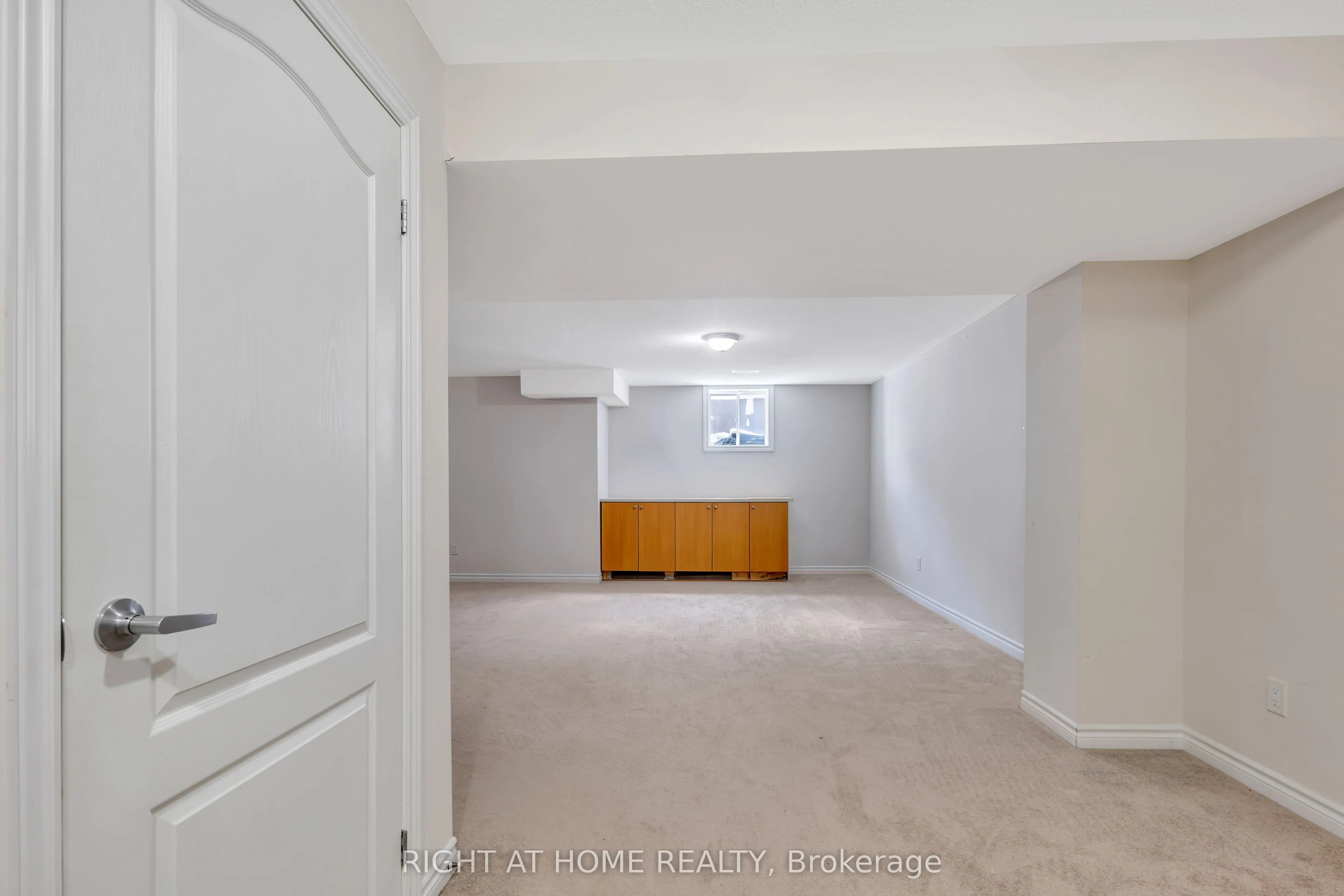 209 Rivertree Street