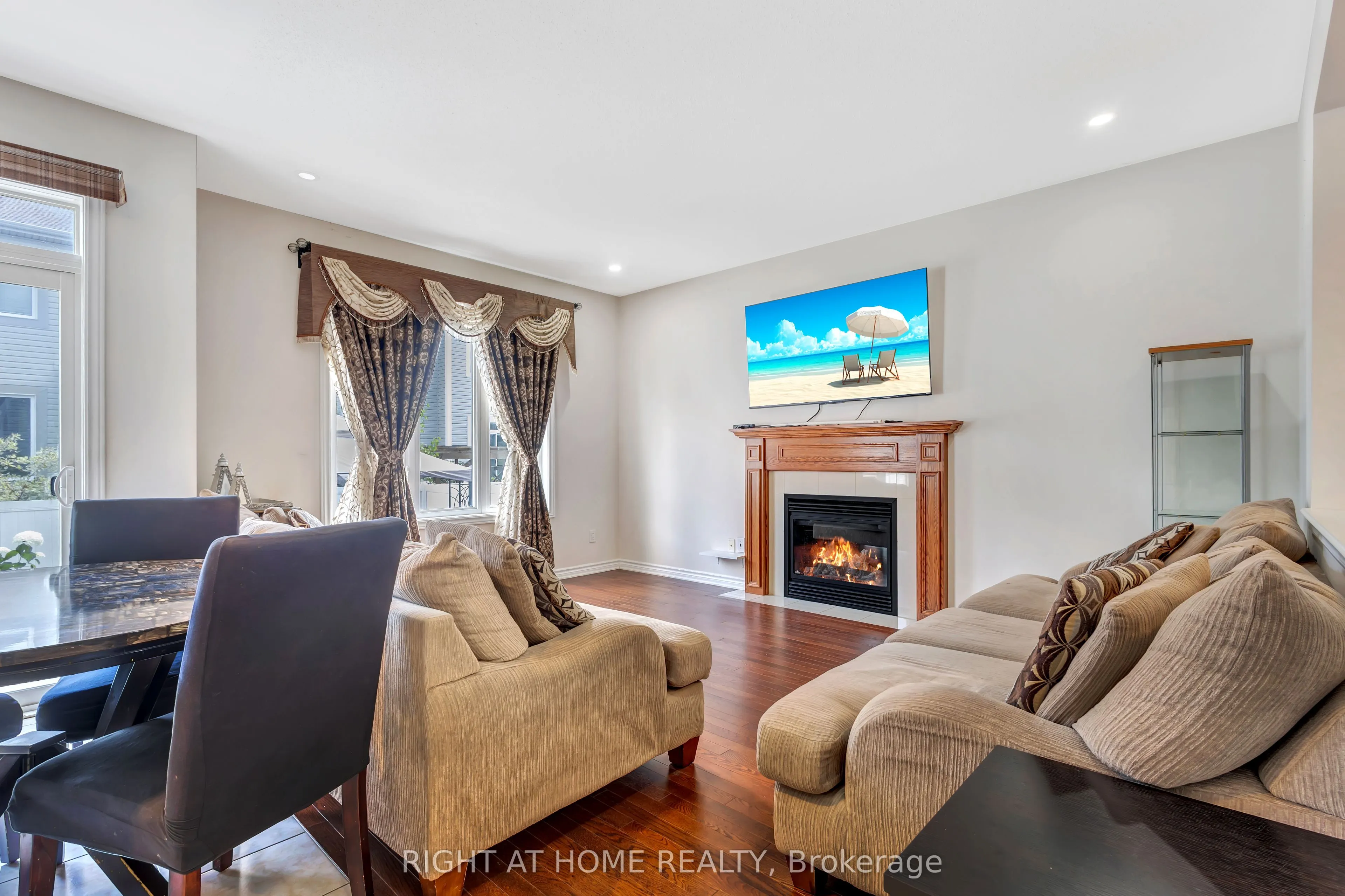 209 Rivertree Street