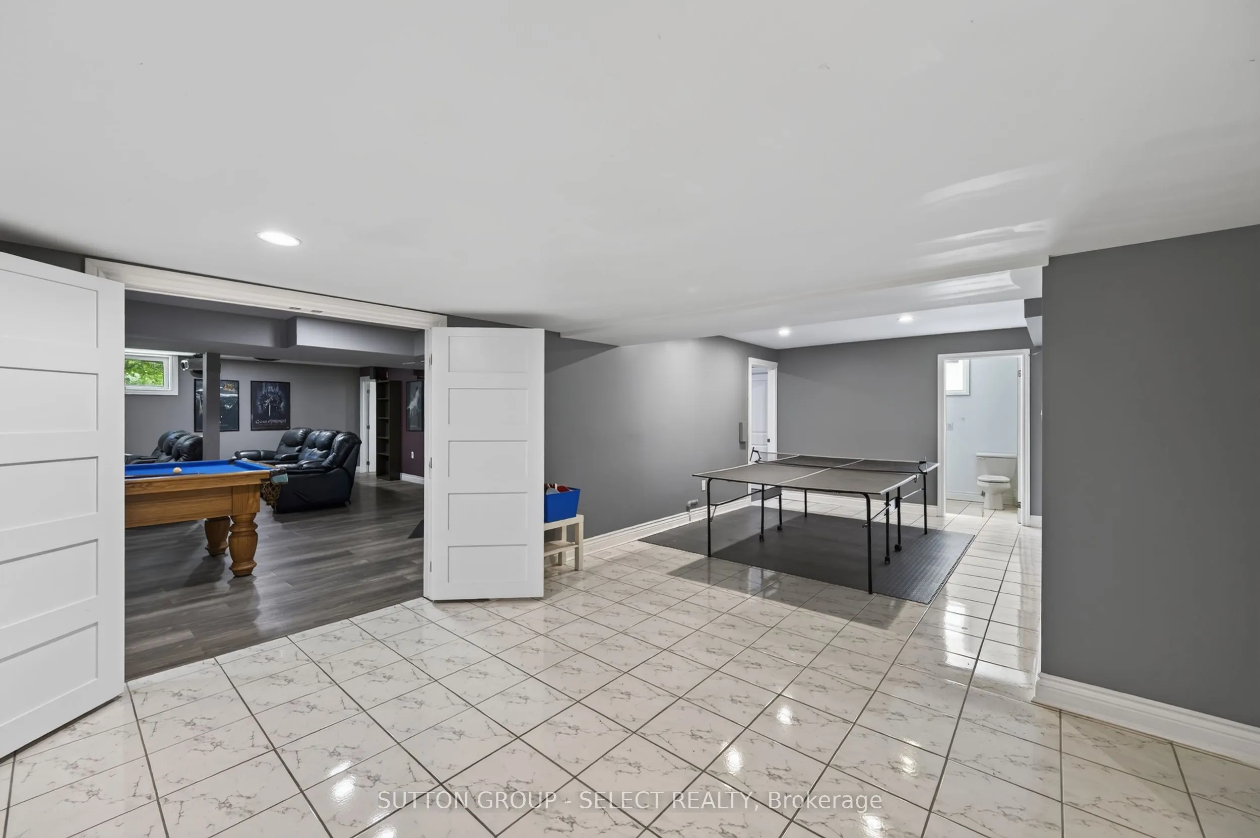 768 Franklinway Crescent