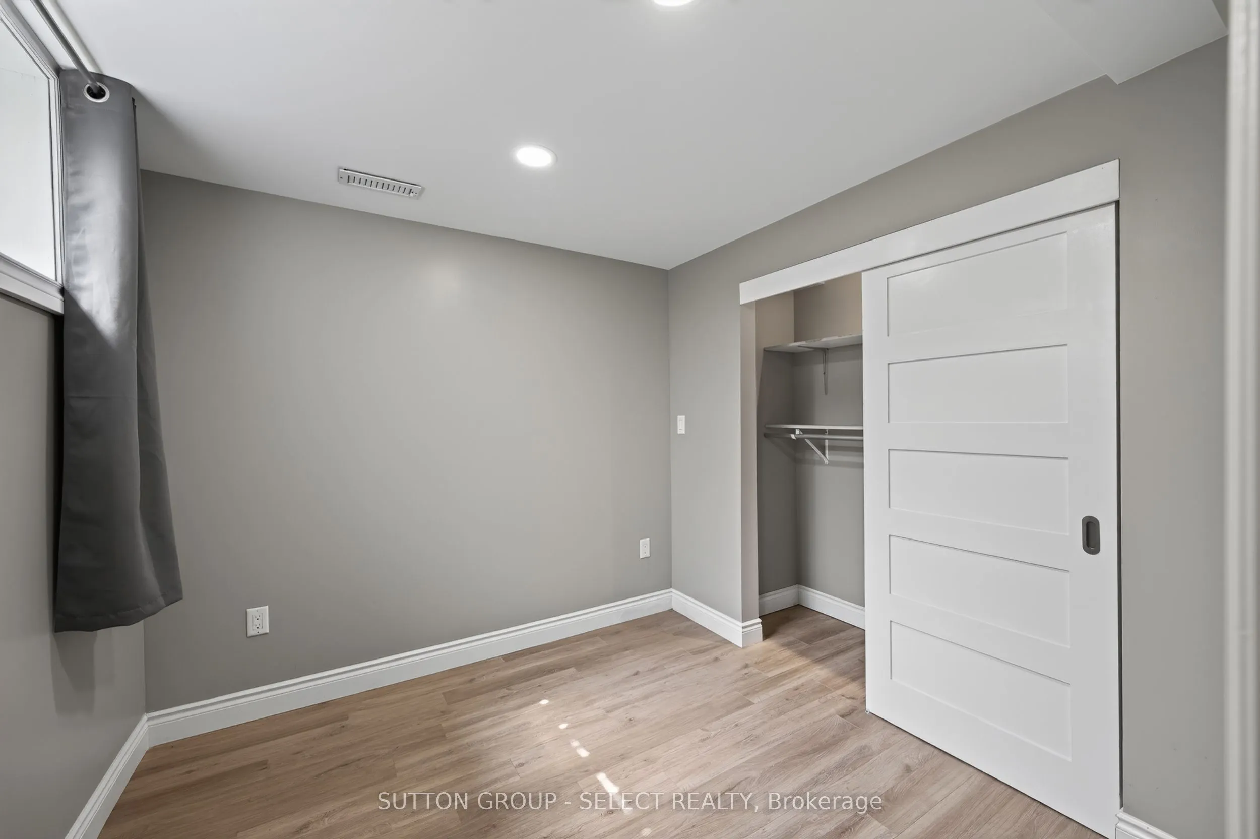 768 Franklinway Crescent