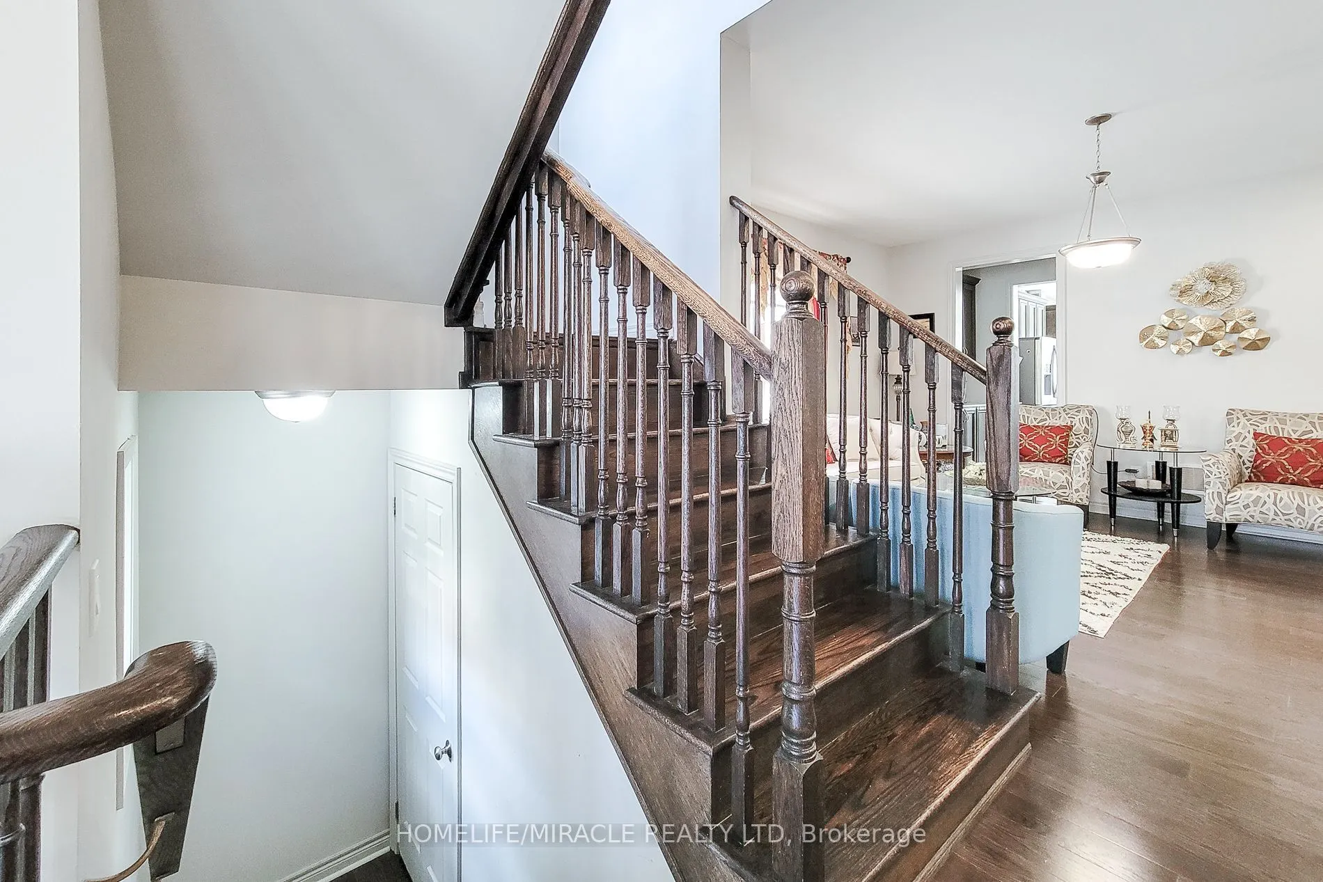 93 Barlow Place