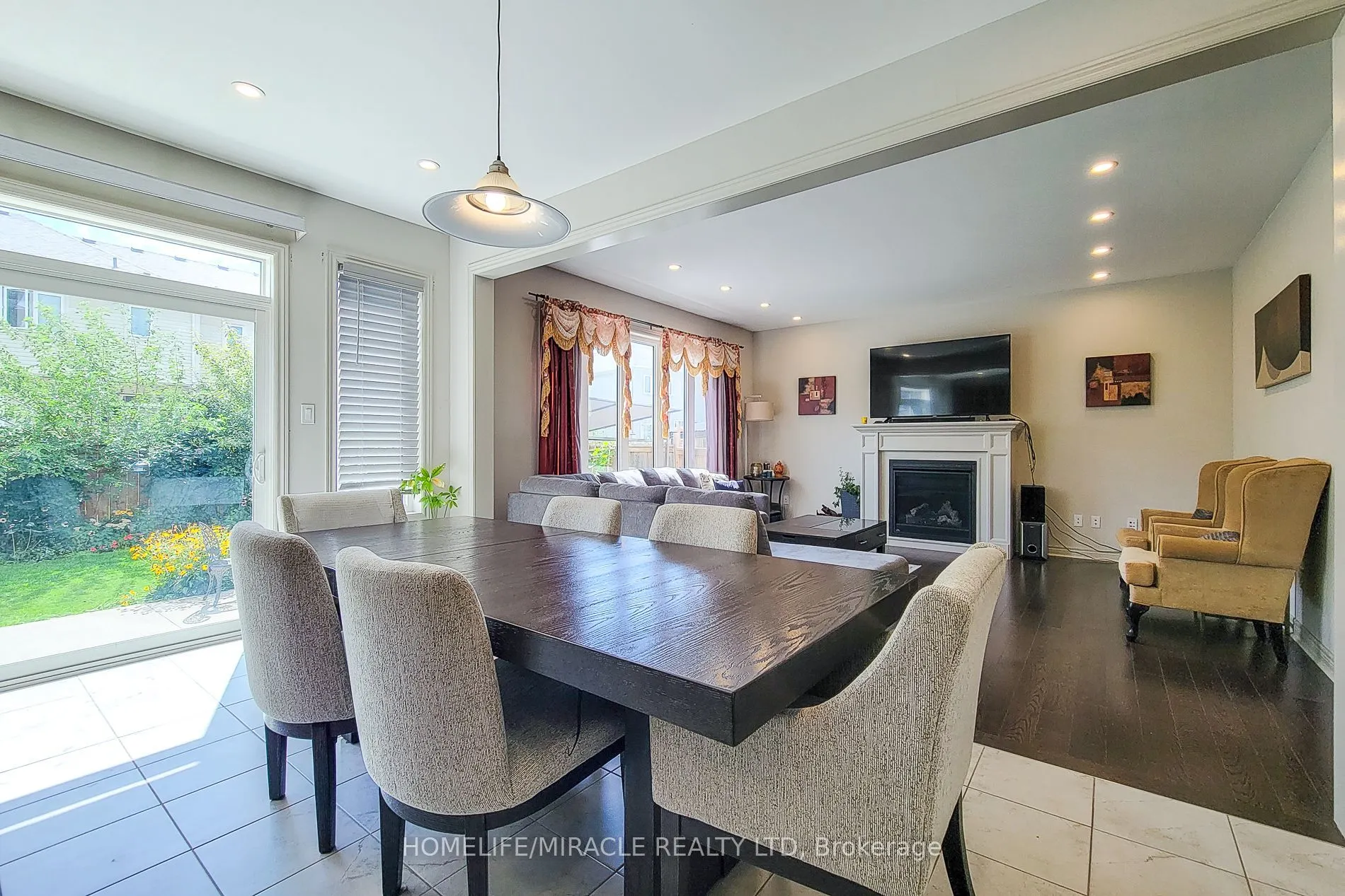 93 Barlow Place