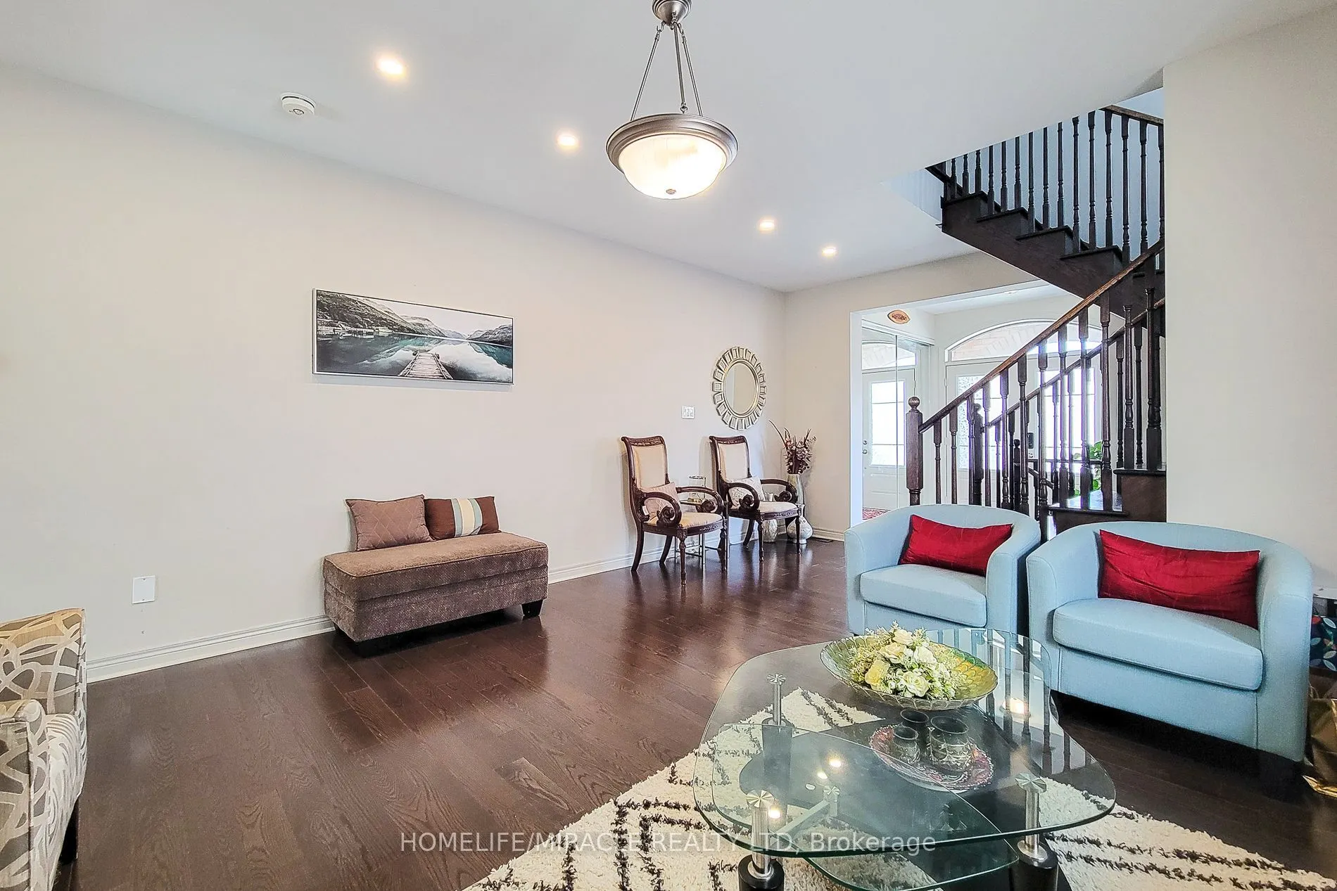 93 Barlow Place