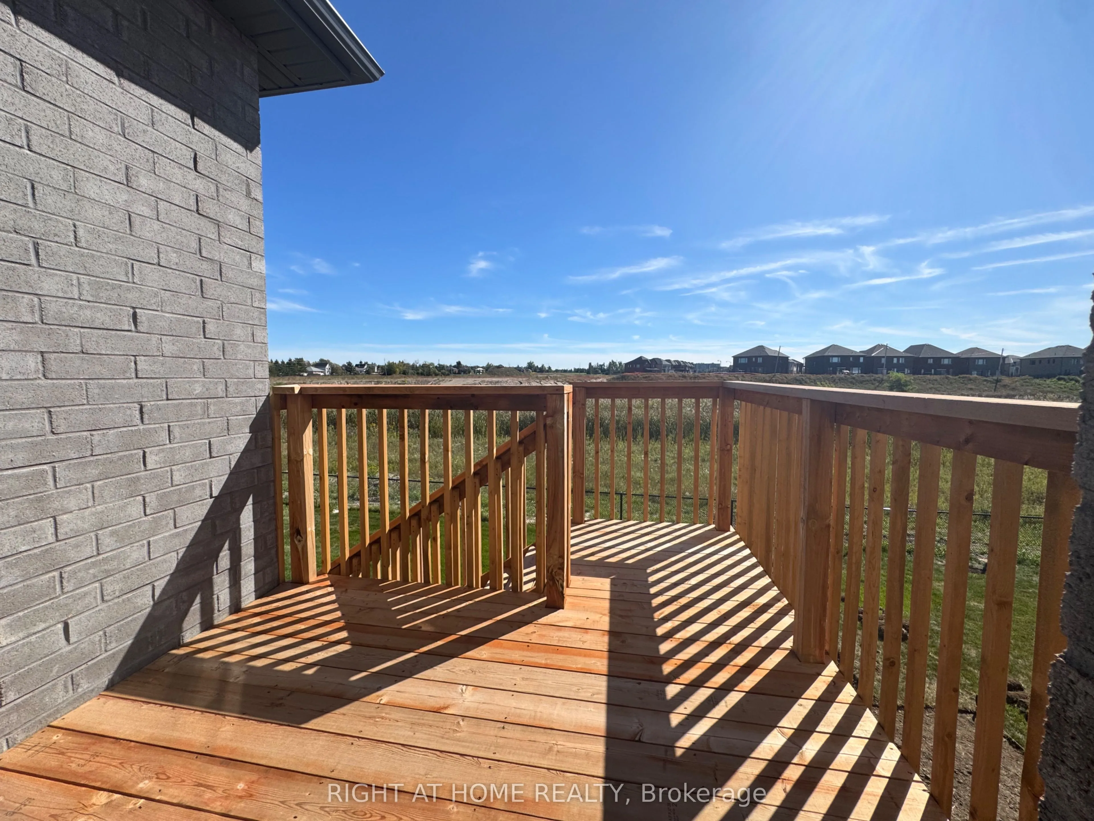 60 Debois Street #Main