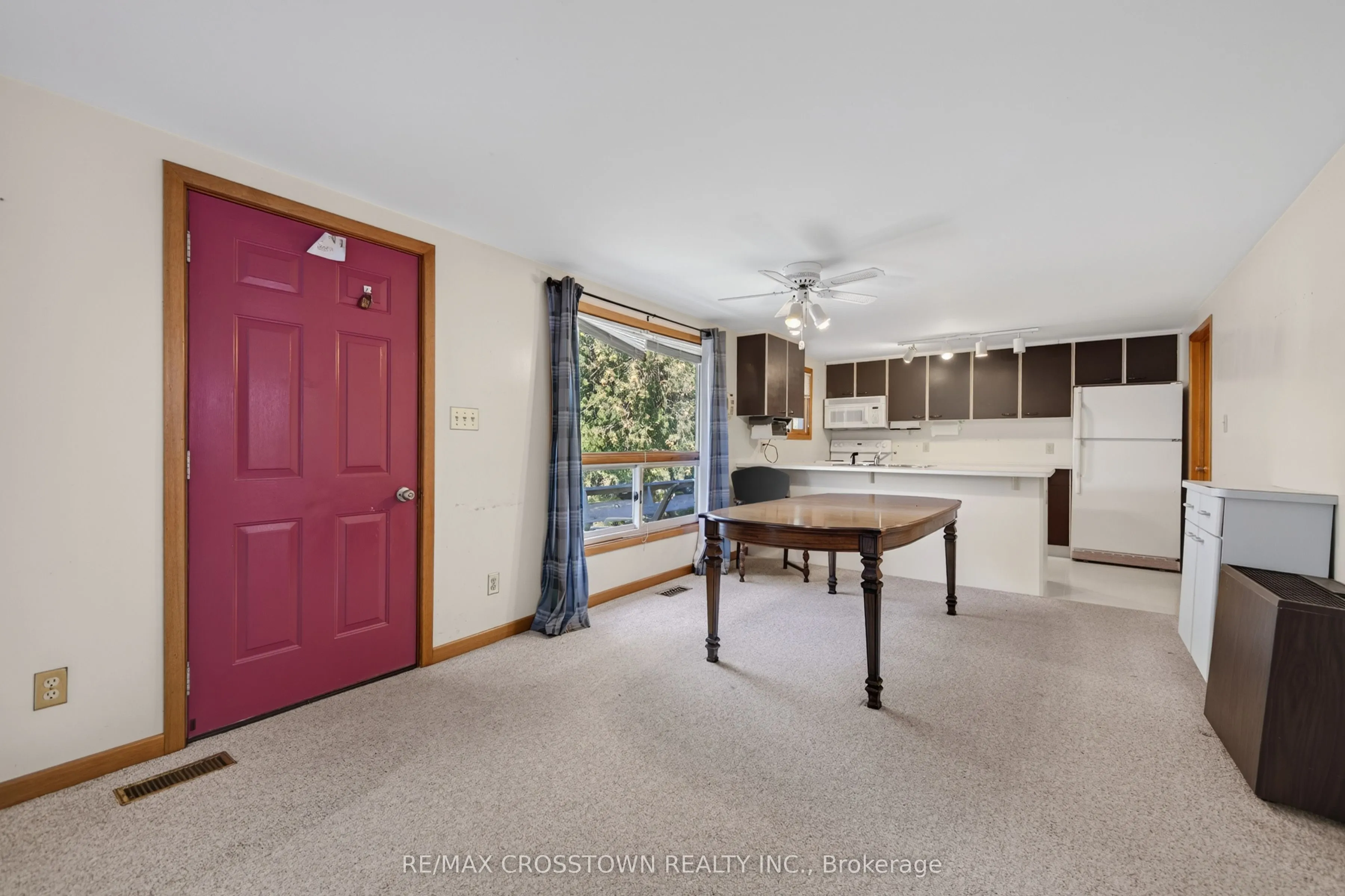 1006 Bea Dale Lane
