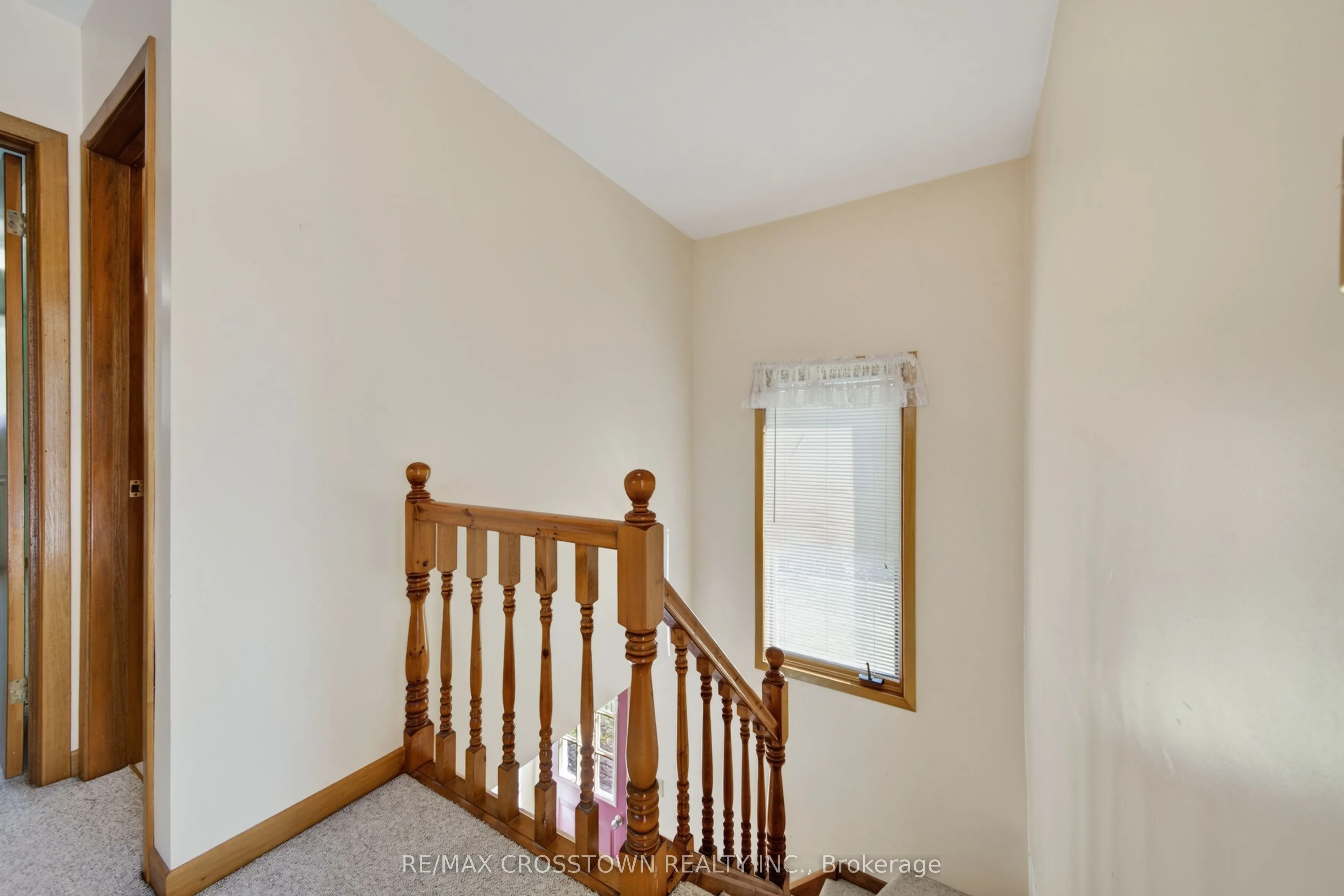 1006 Bea Dale Lane