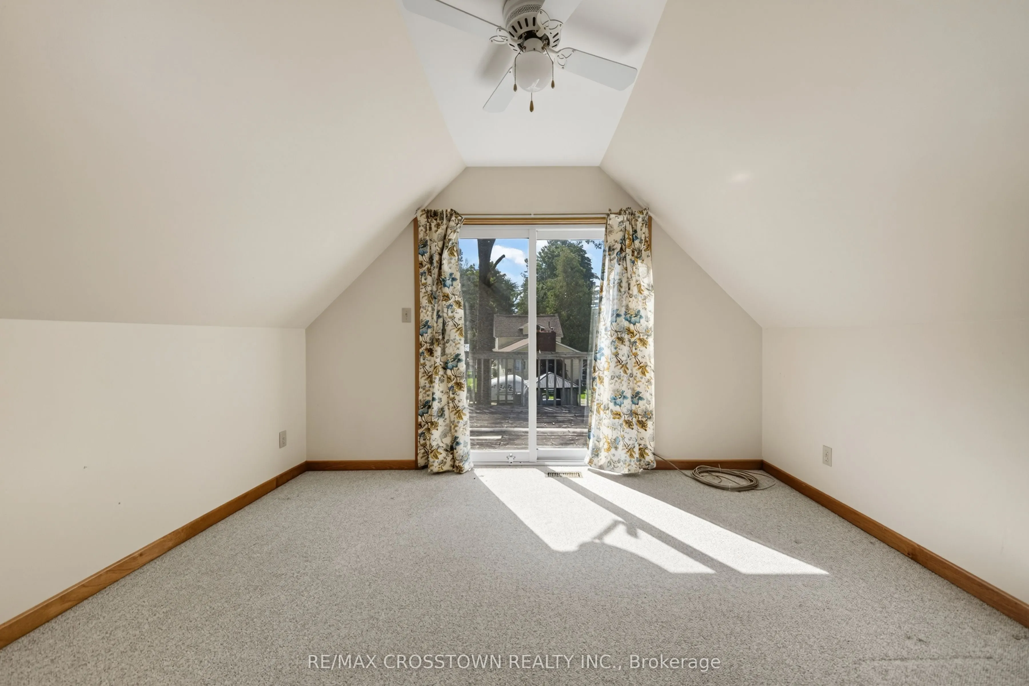 1006 Bea Dale Lane