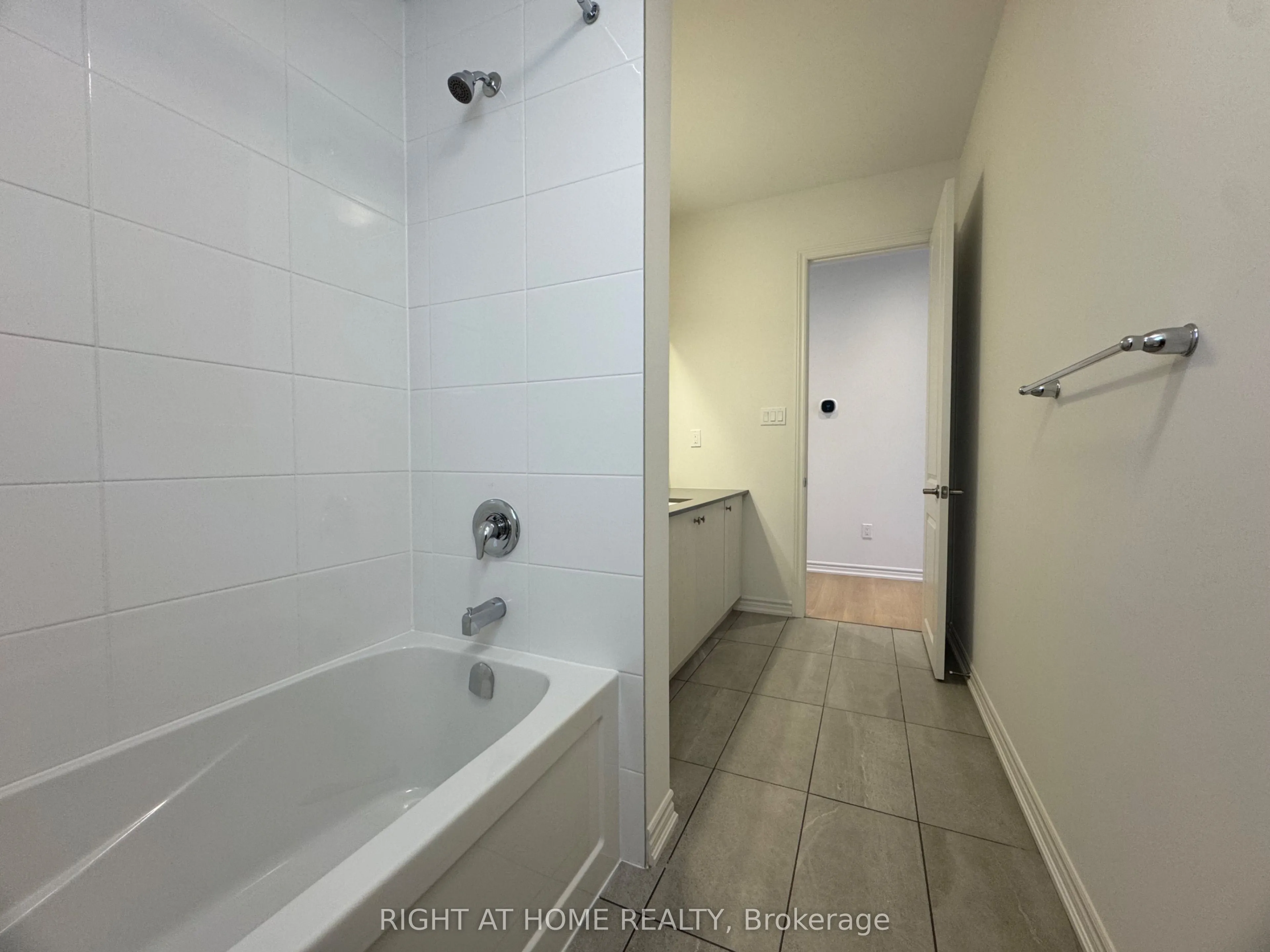 60 Debois Street ## B