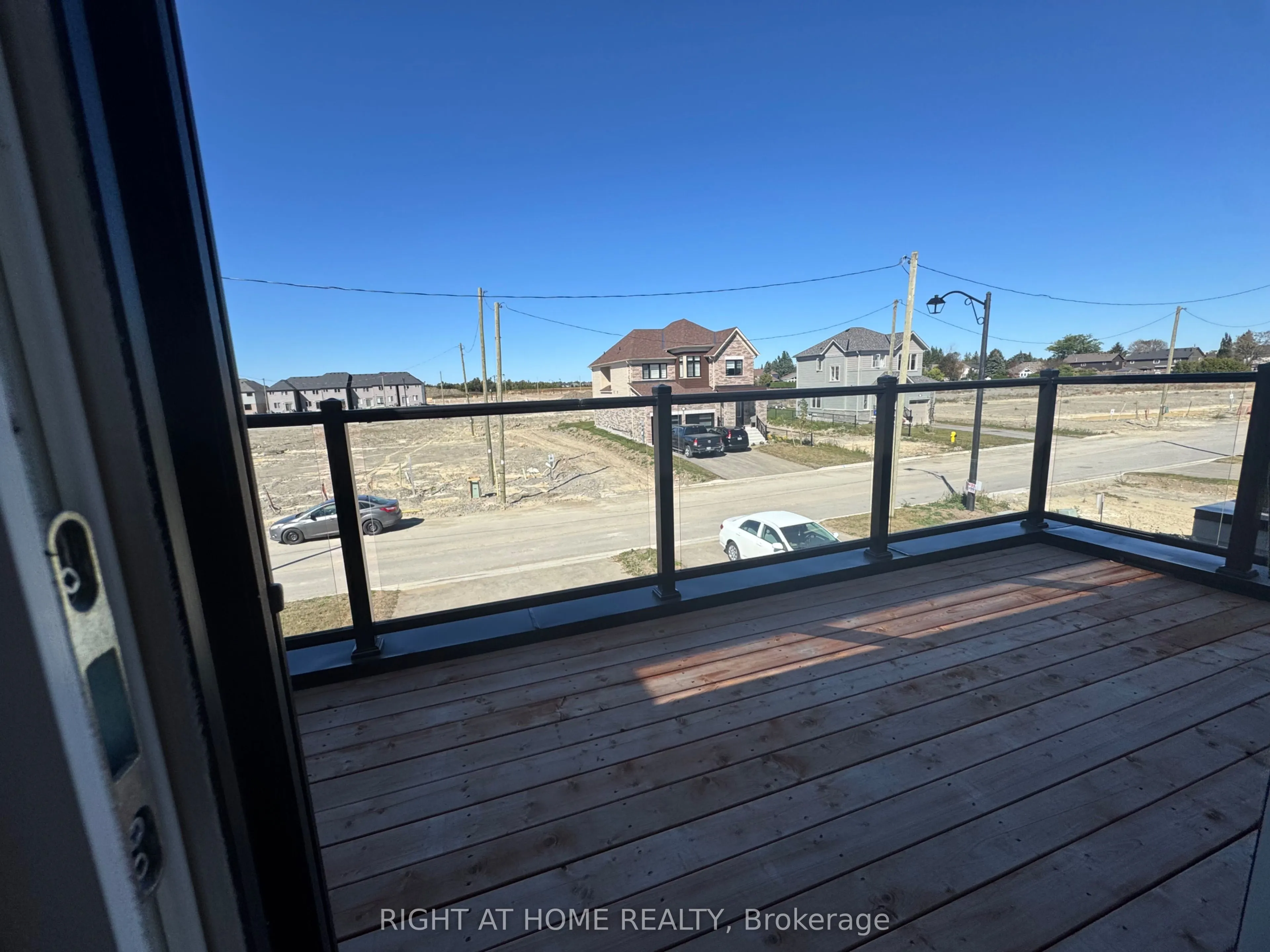 60 Debois Street ## B