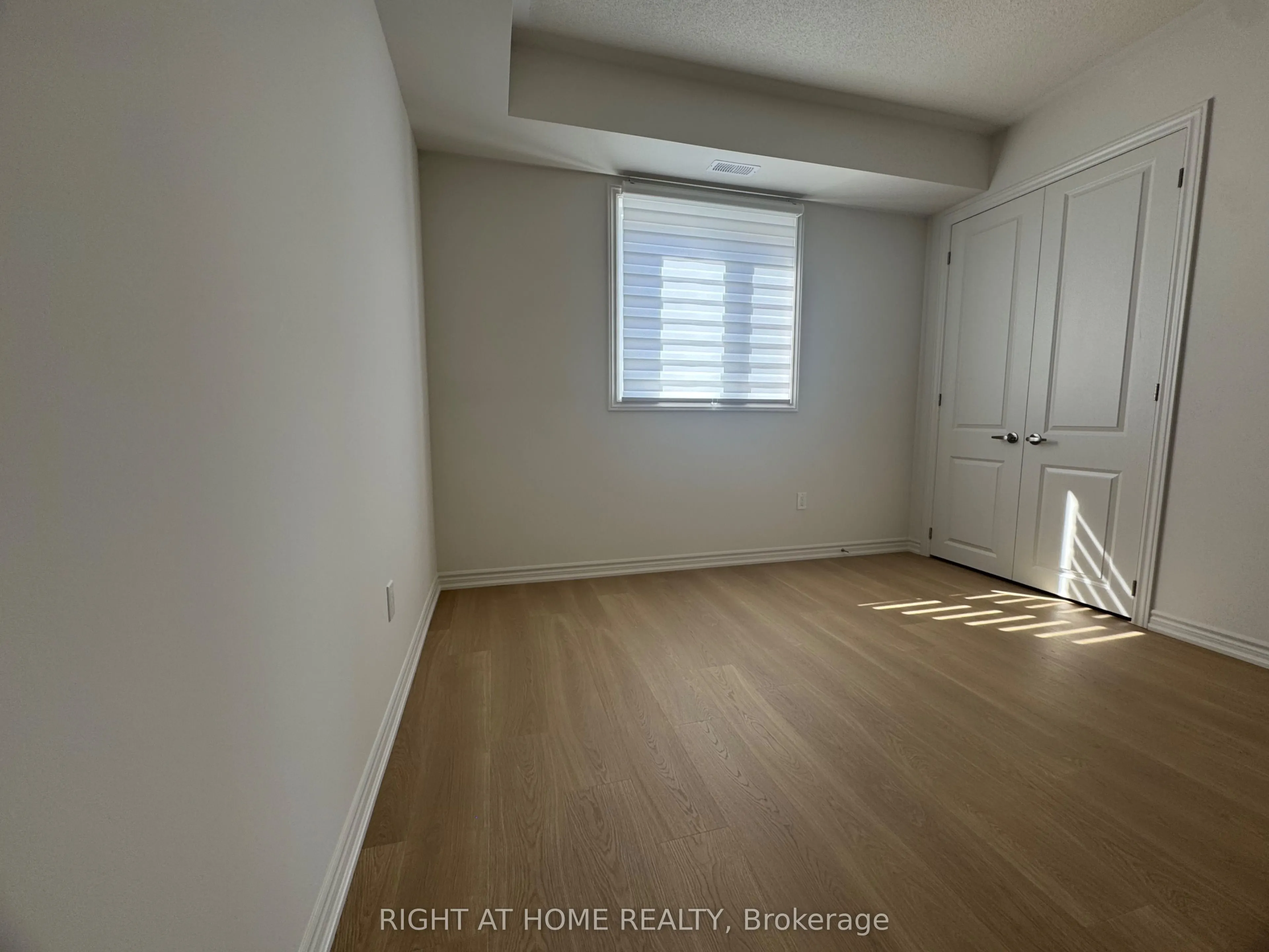 60 Debois Street ## B