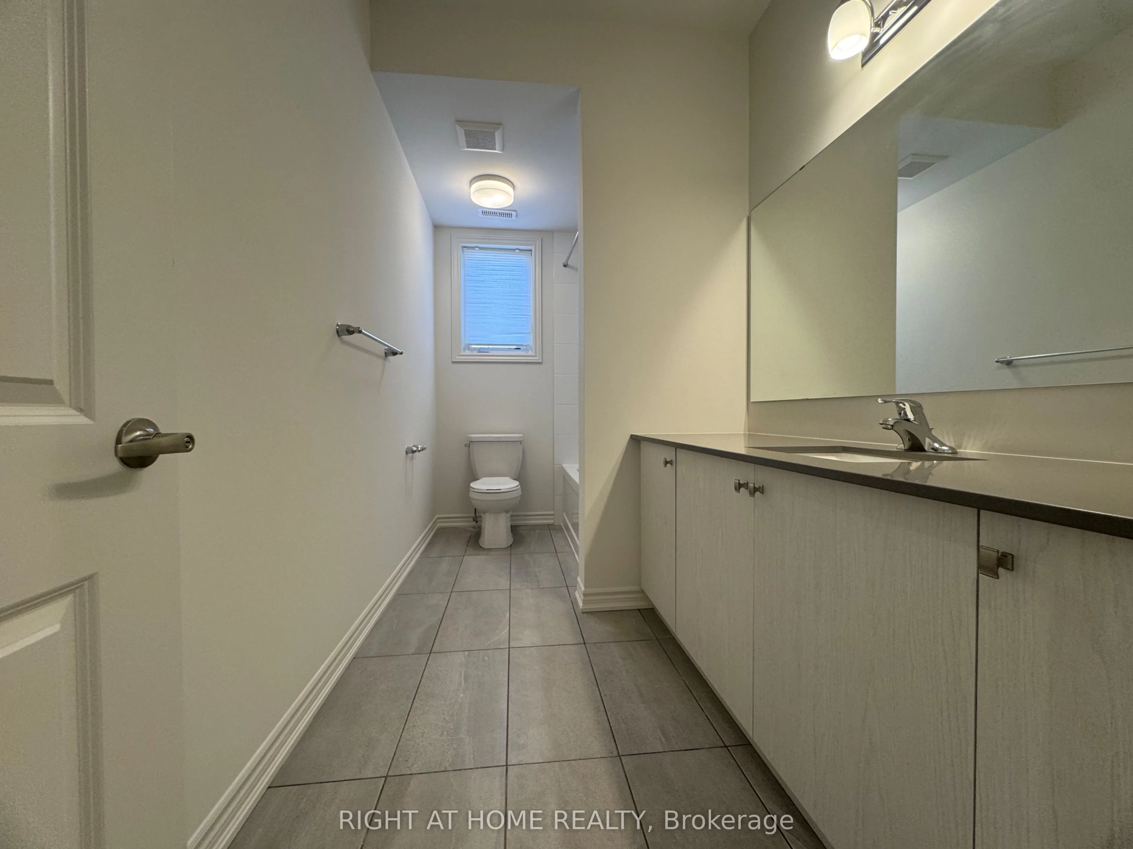 60 Debois Street ## B