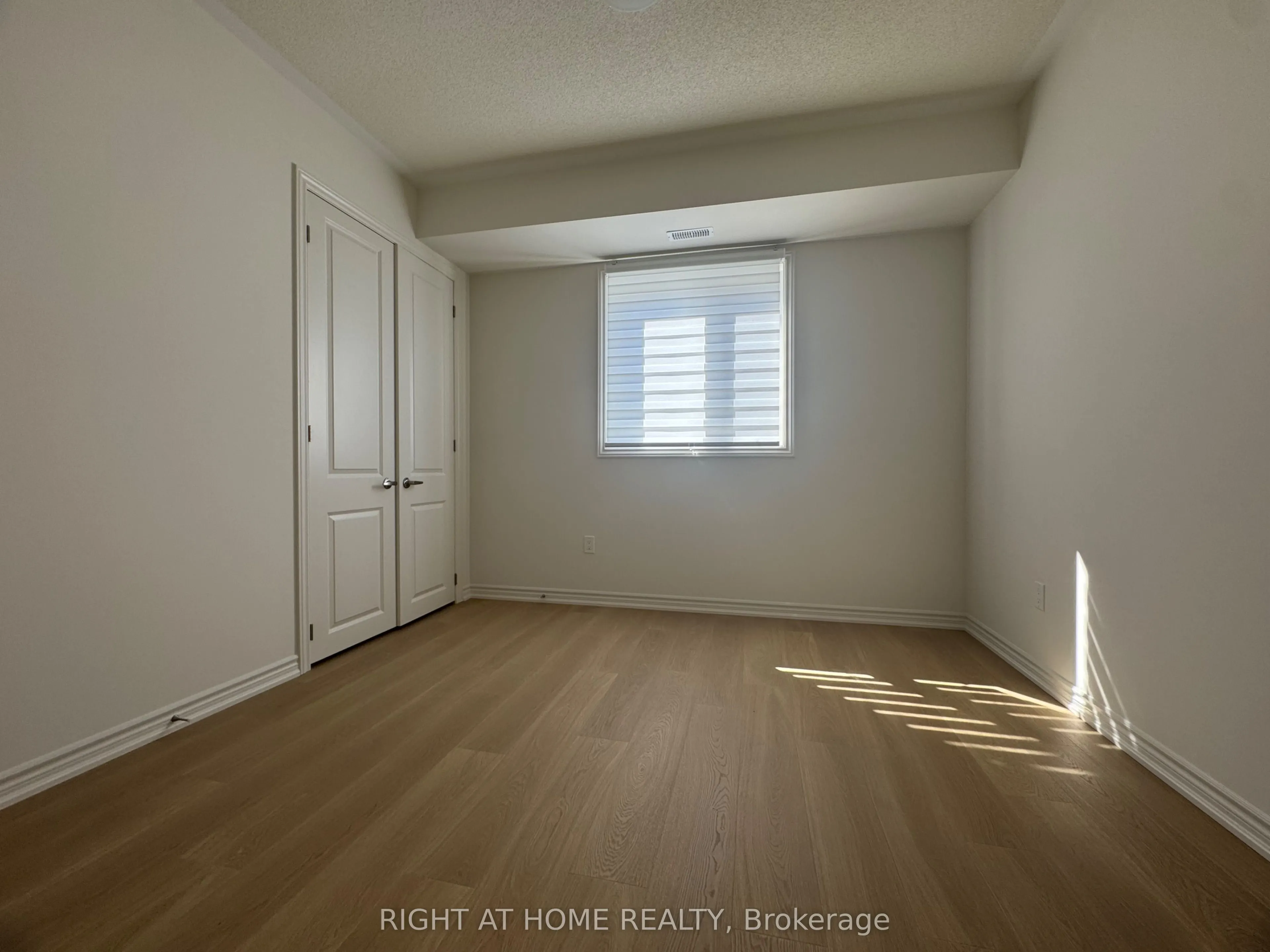 60 Debois Street ## B