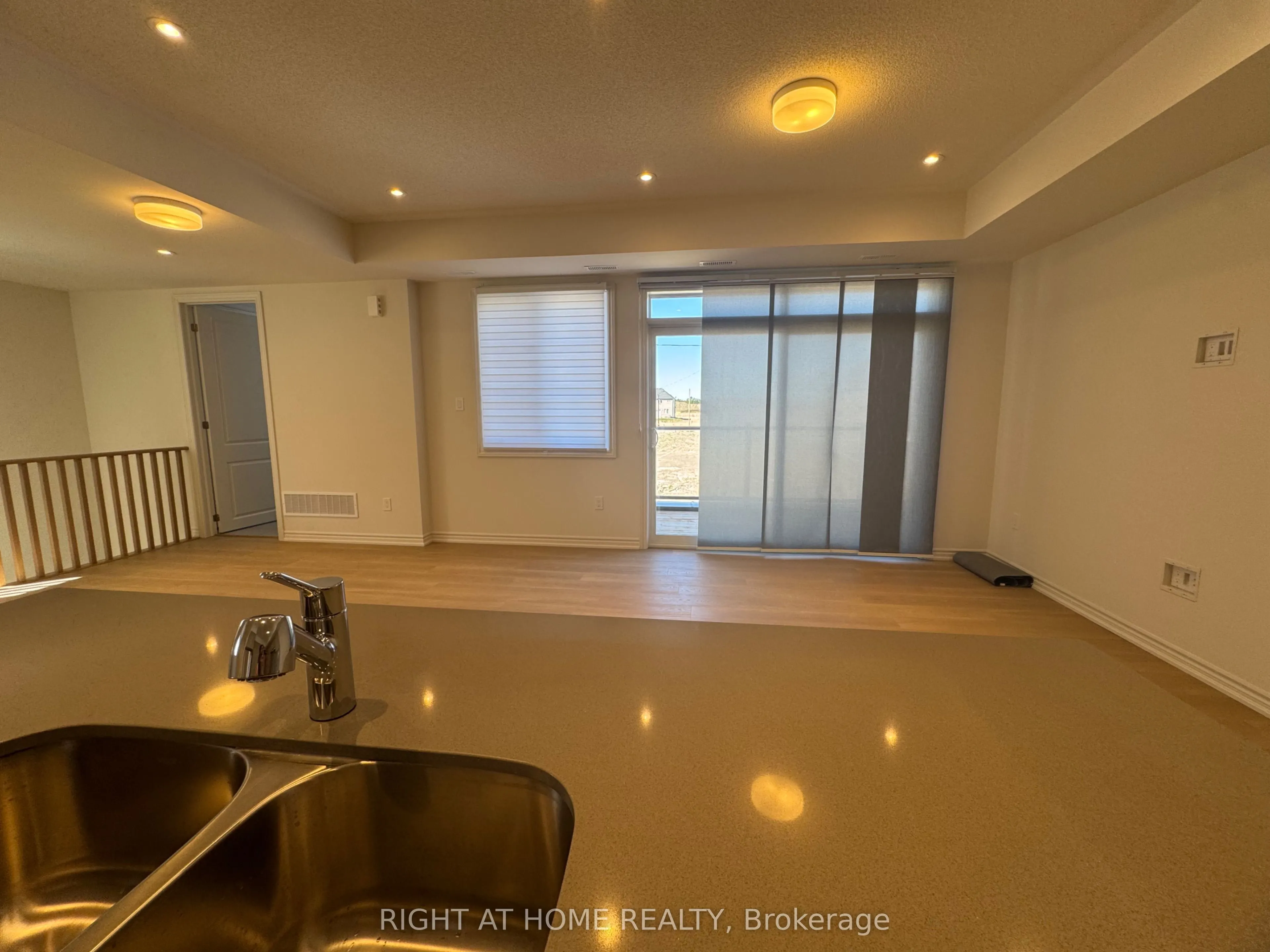 60 Debois Street ## B