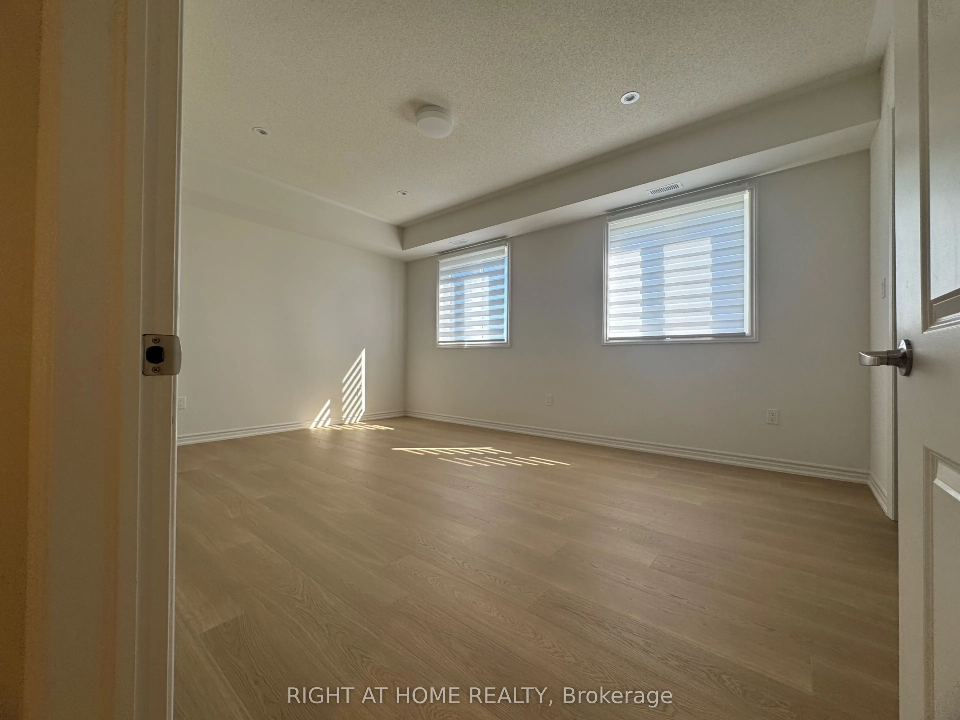 60 Debois Street ## B