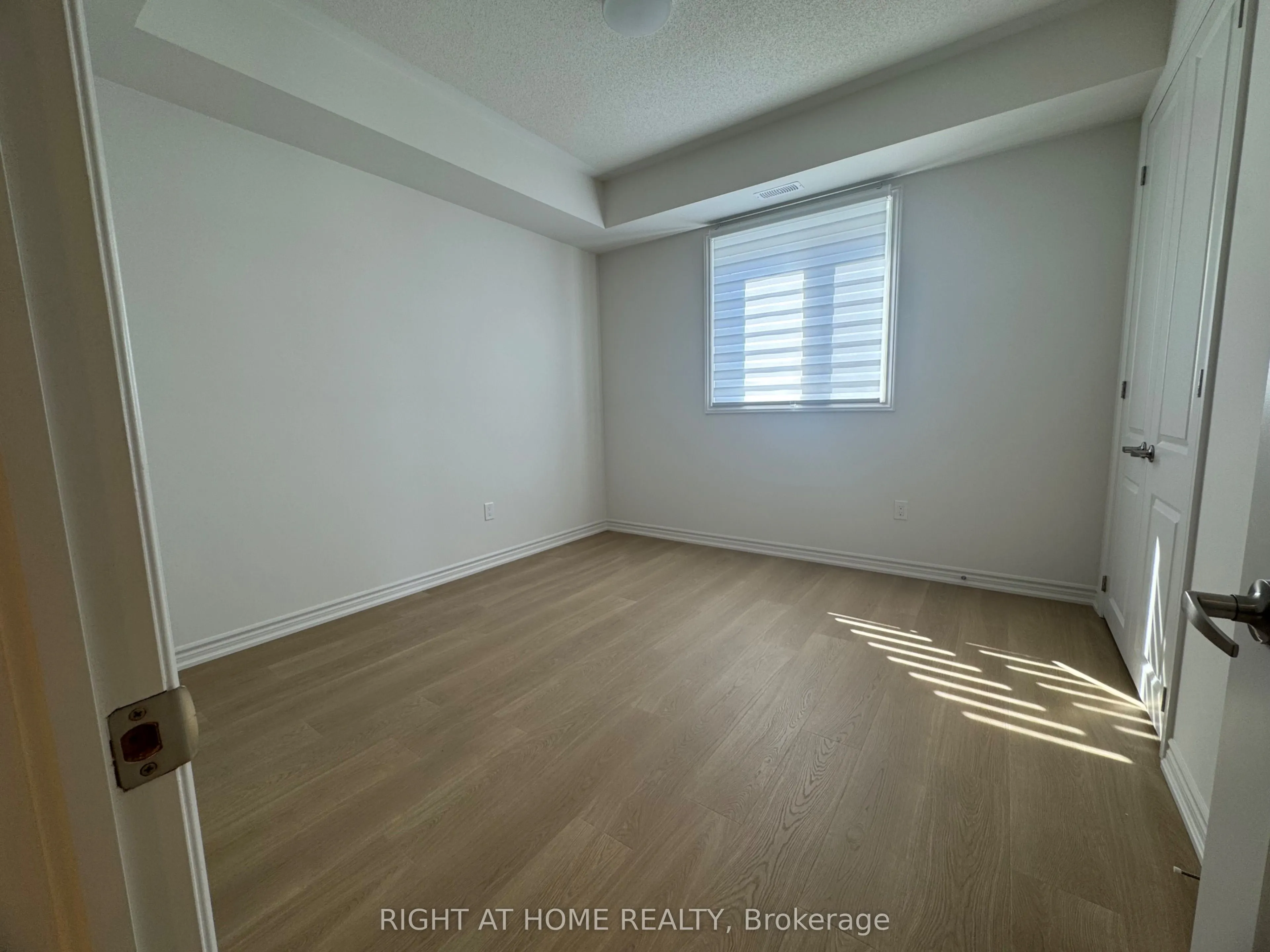 60 Debois Street ## B