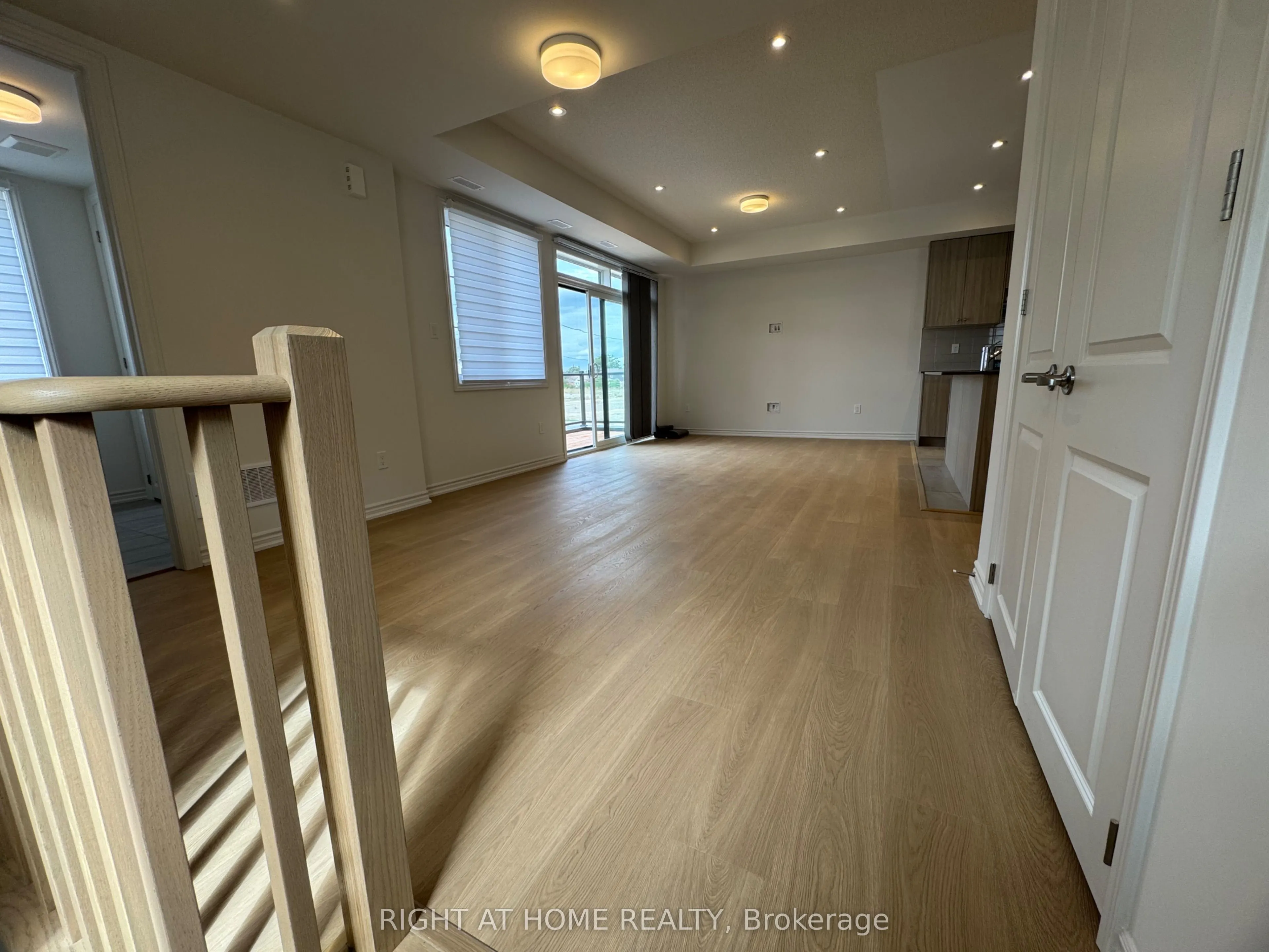 60 Debois Street ## B