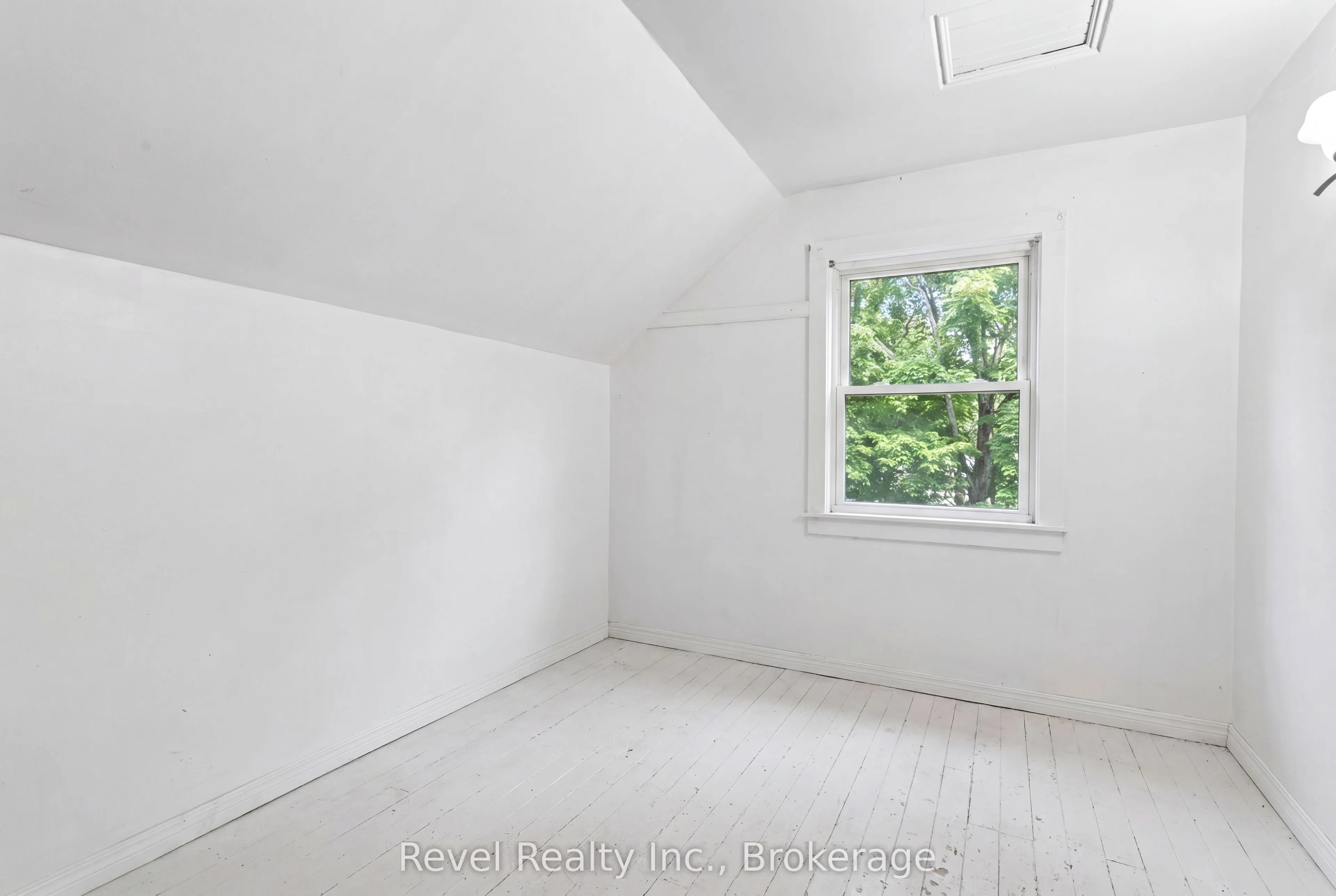 203 Somerville Concession 5 Road