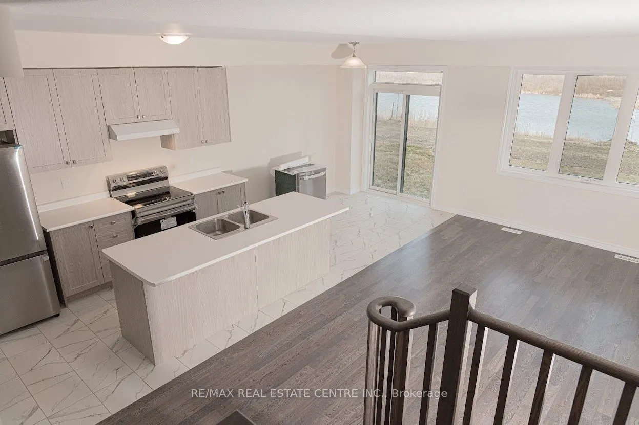 386 Barker Parkway