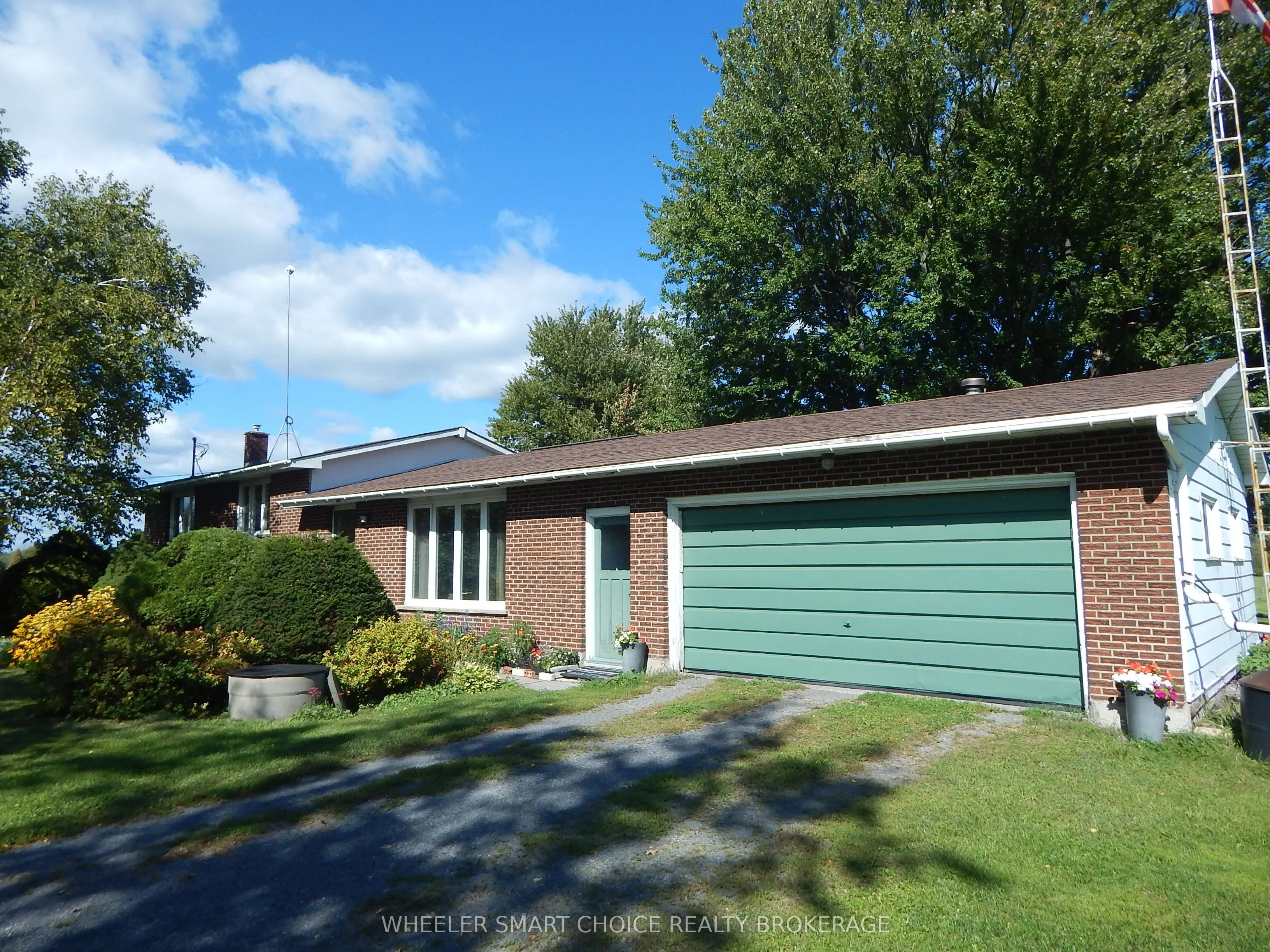 5181 County Road 15 (Avonmore Rd) Road
