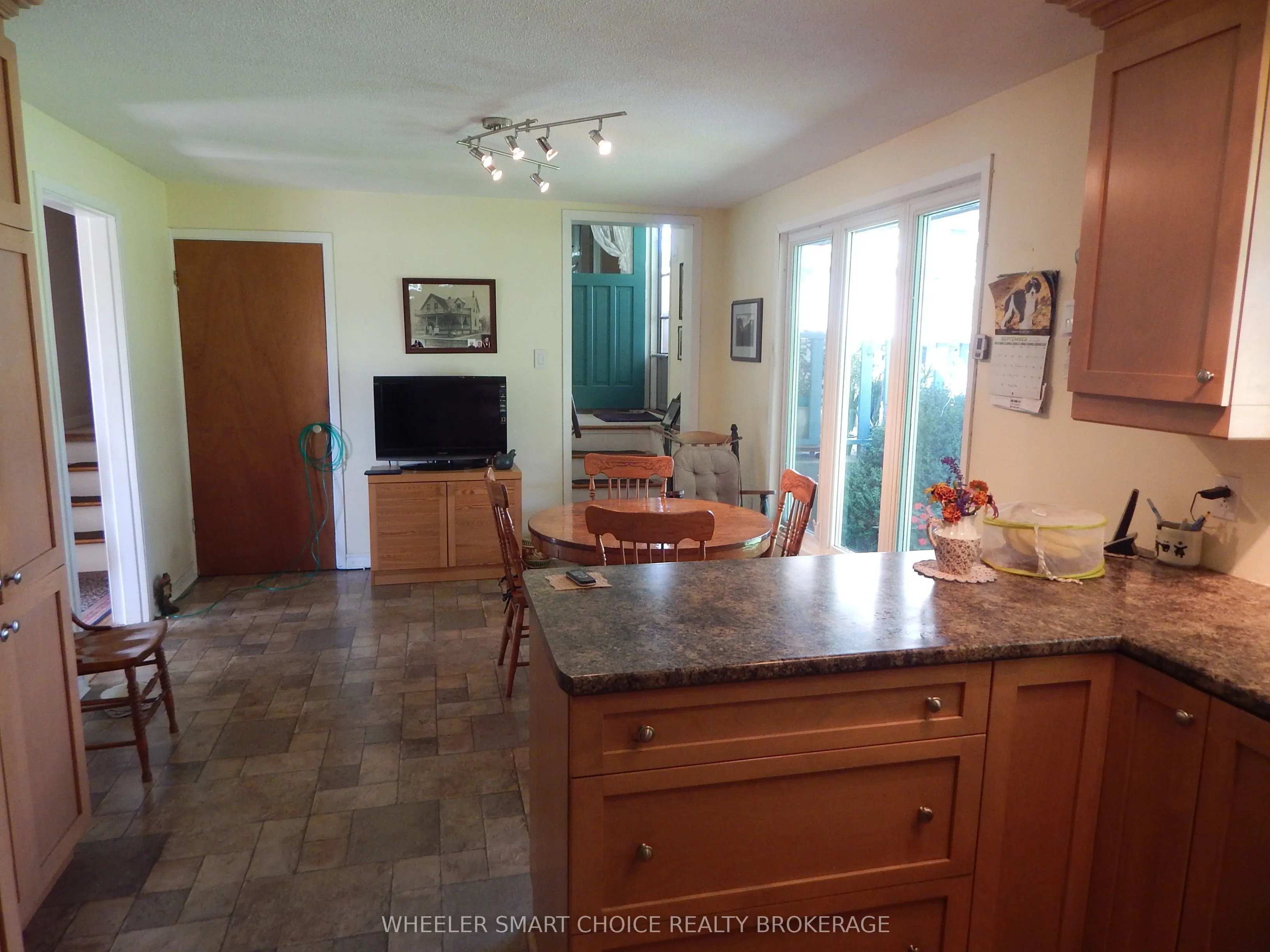 5181 County Road 15 (Avonmore Rd) Road