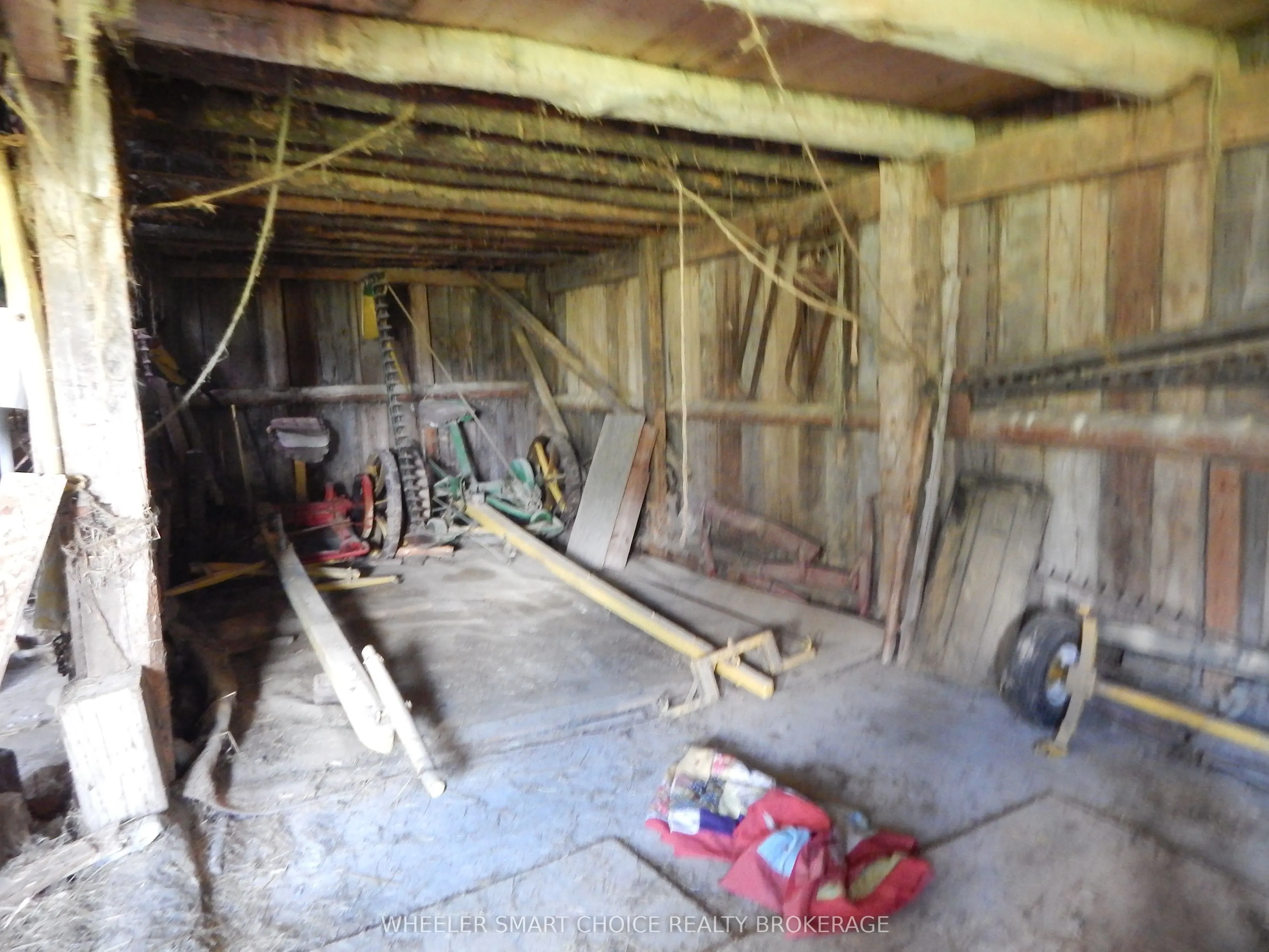 5181 County Road 15 (Avonmore Rd) Road