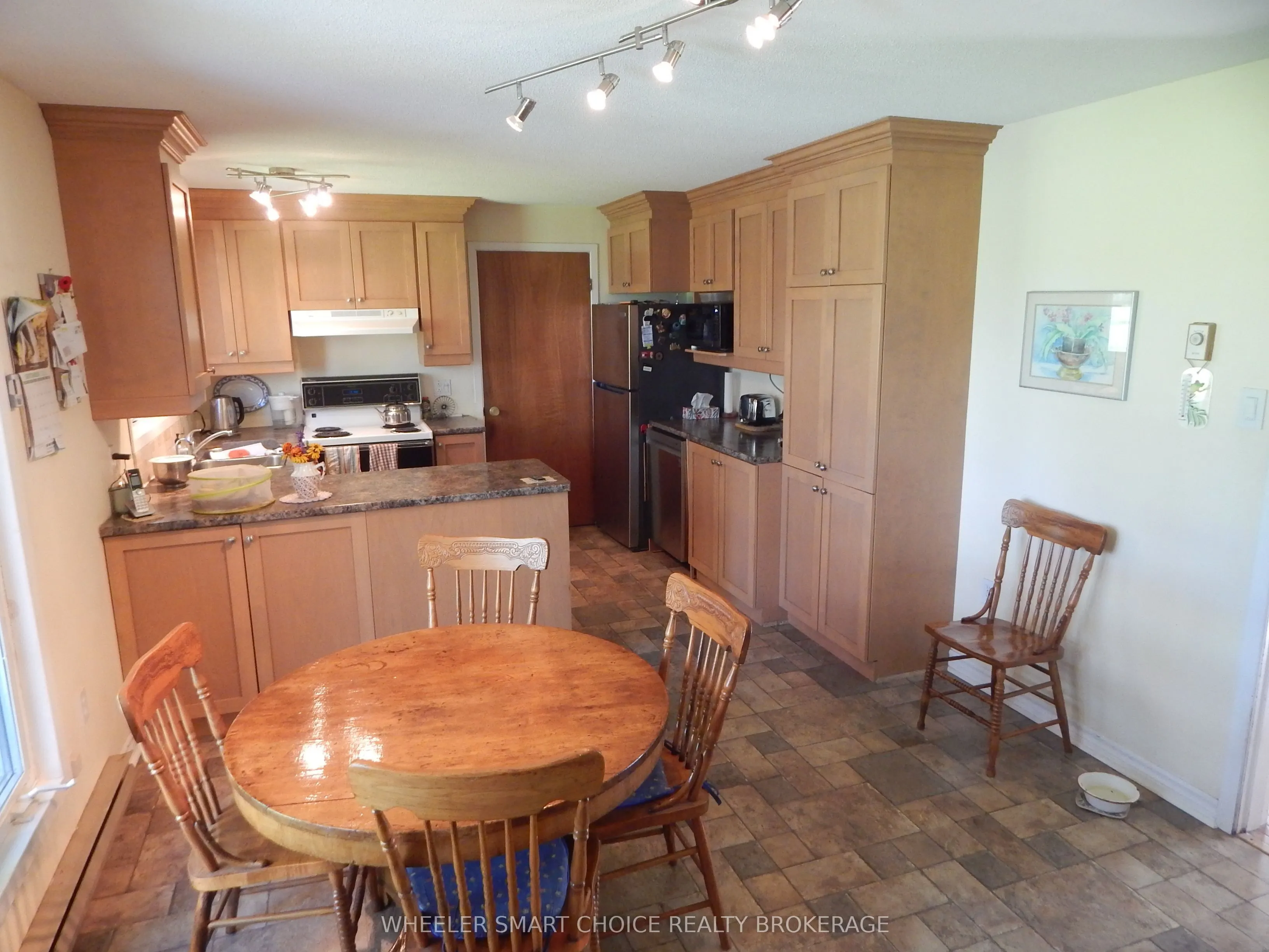 5181 County Road 15 (Avonmore Rd) Road