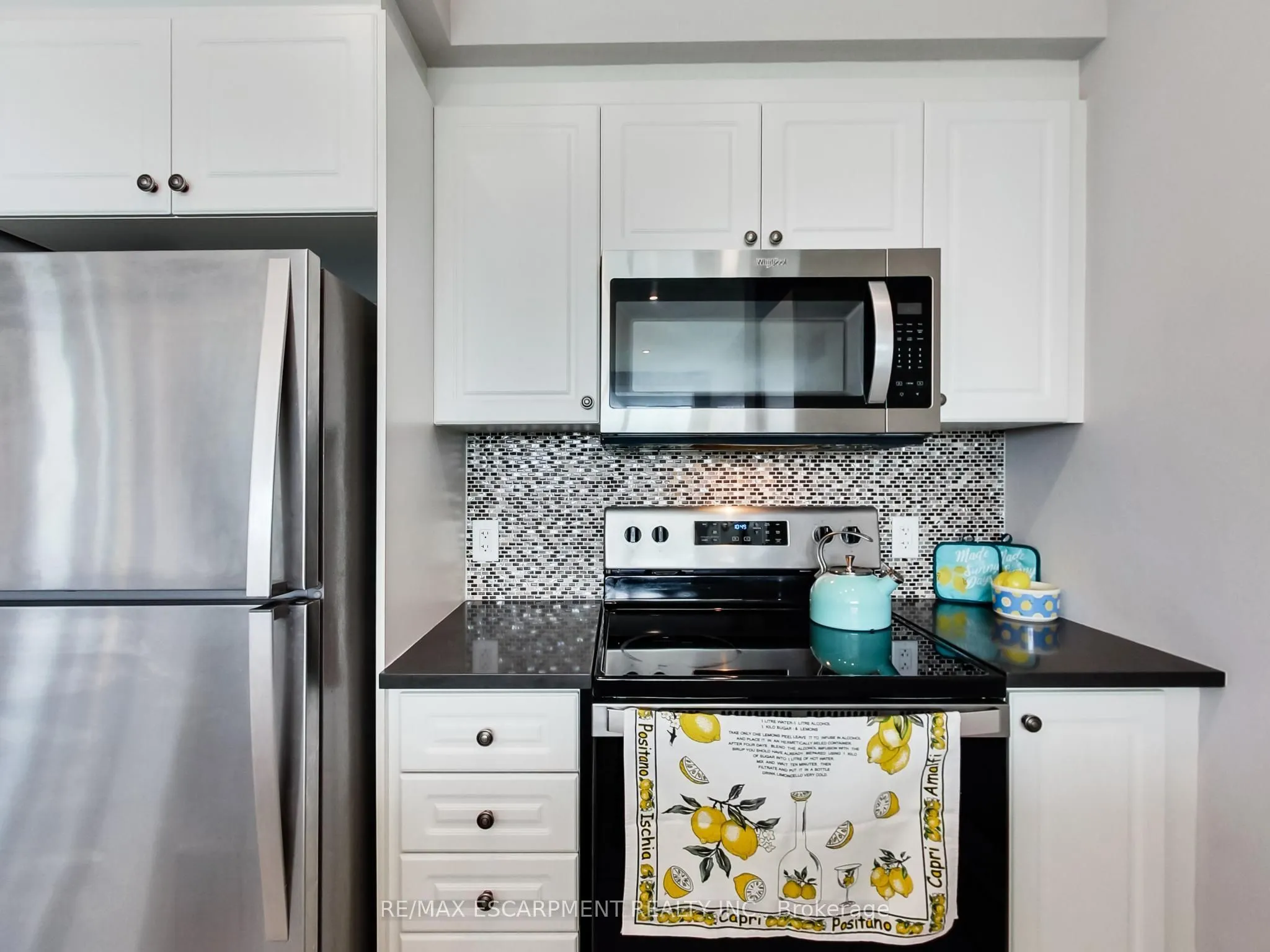 16 Concord Place #318