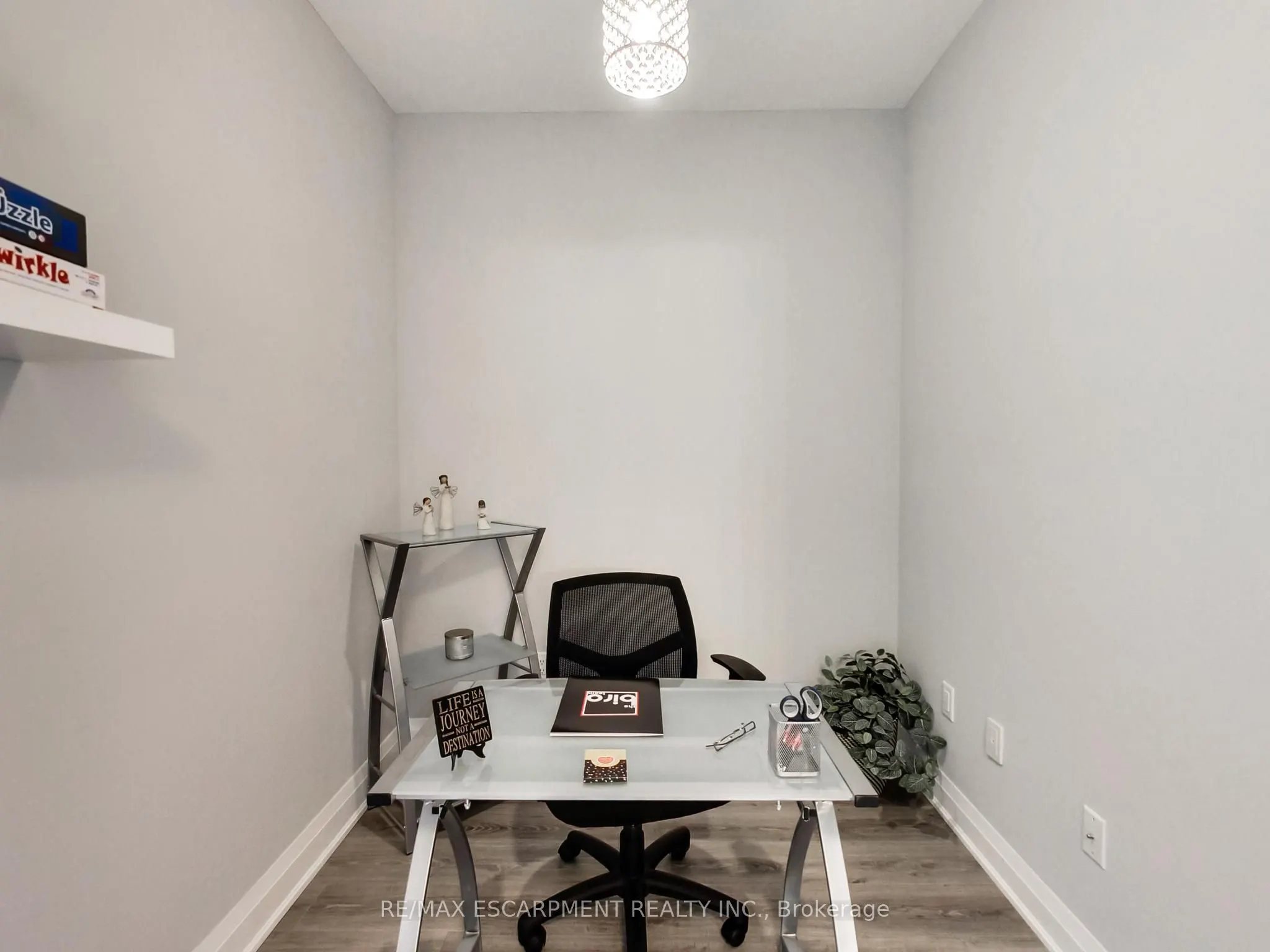 16 Concord Place #318