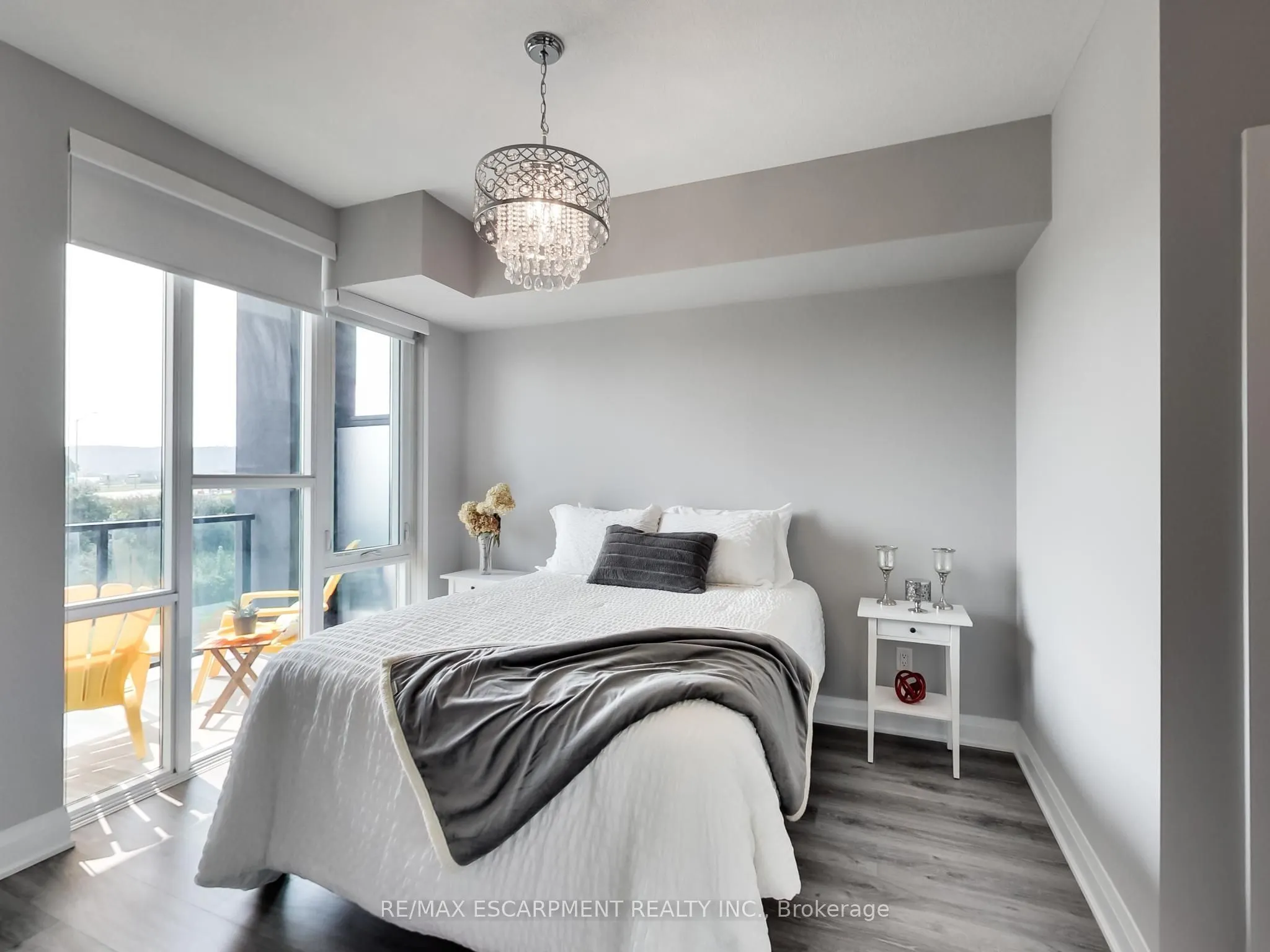 16 Concord Place #318
