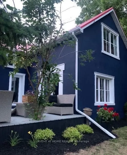 393 Canboro Road