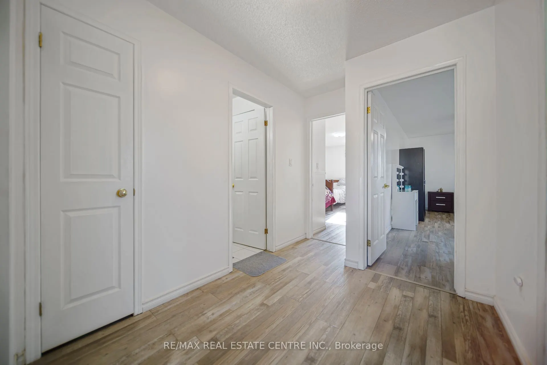 800 Paramount Drive #1