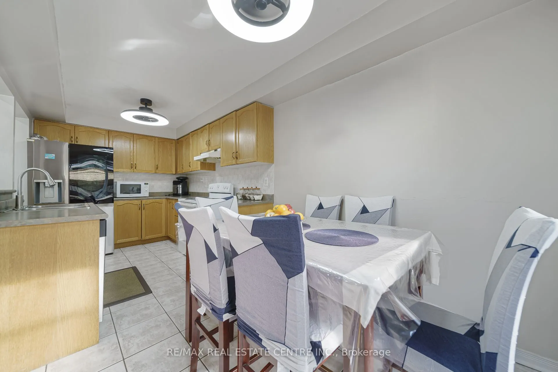 800 Paramount Drive #1